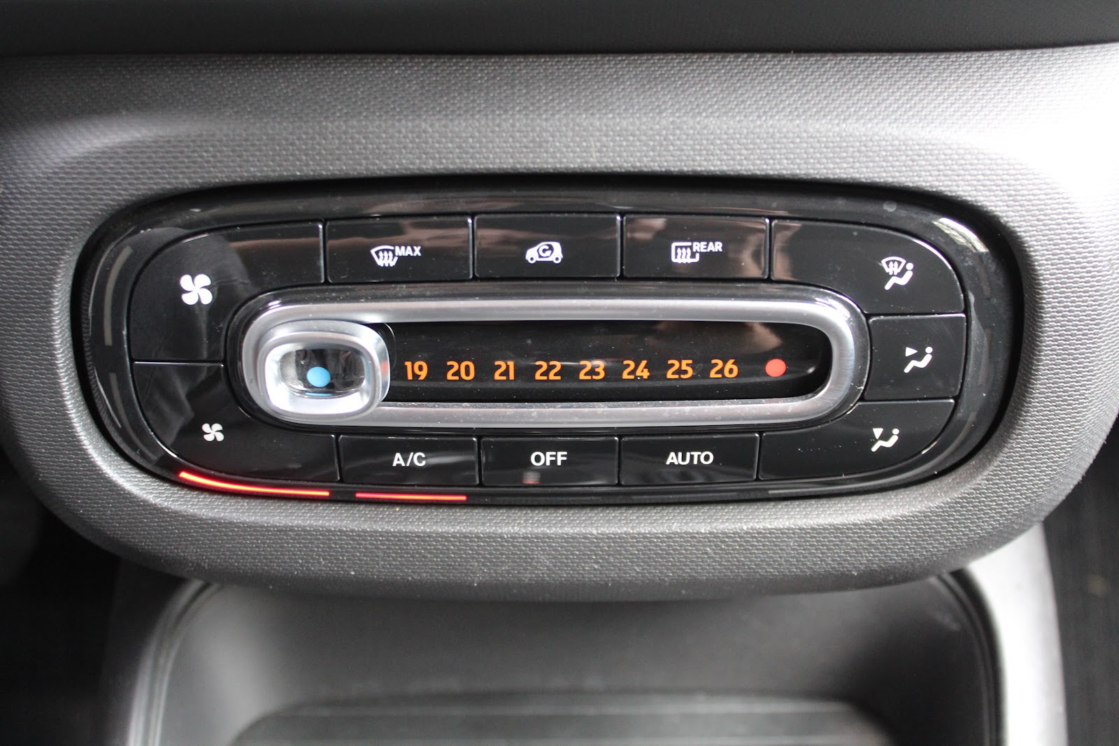 Foto 15 de SMART FORTWO 2020 en venta en CSV Motor VALDEFUENTES