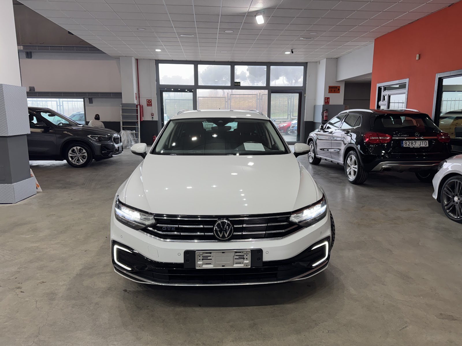Foto 3 de VOLKSWAGEN PASSAT 2021 en venta en CSV Motor VALDEFUENTES
