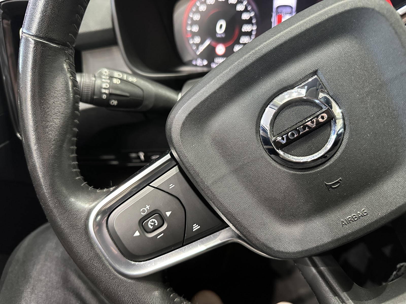 Foto 17 de VOLVO XC40 2021 en venta en CSV Motor VALDEFUENTES