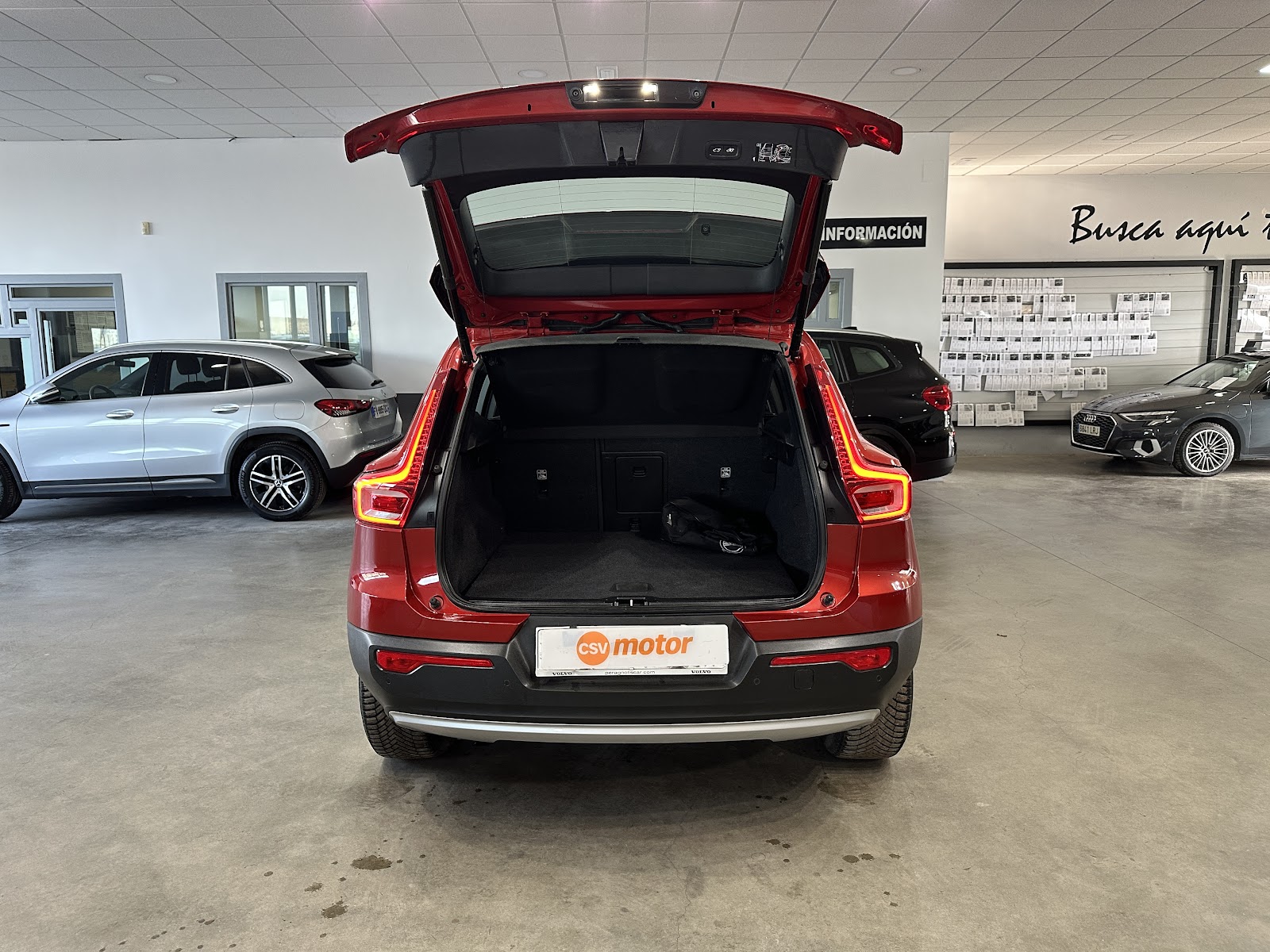Foto 8 de VOLVO XC40 2021 en venta en CSV Motor VALDEFUENTES