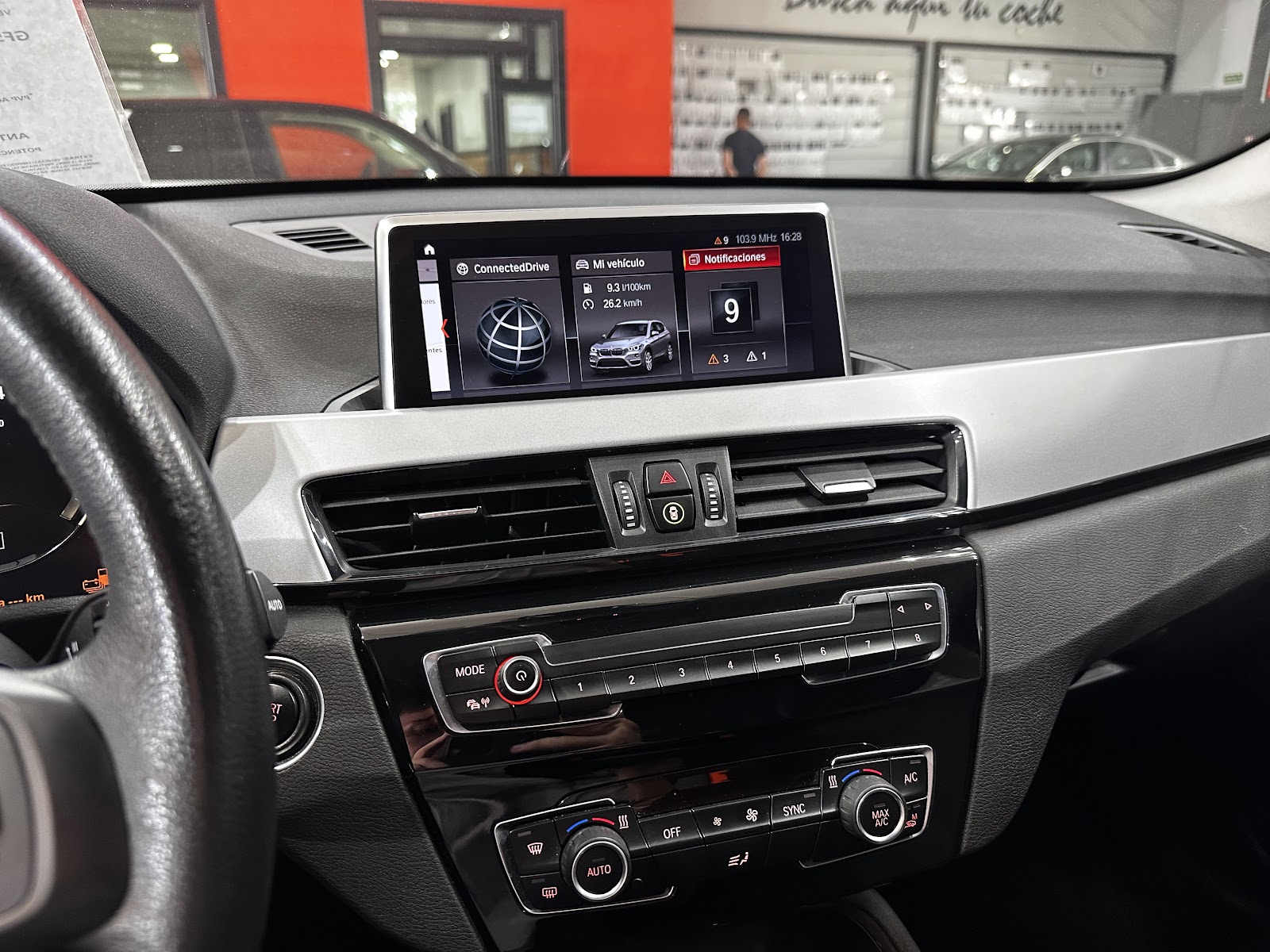 Foto 15 de BMW X1 2021 en venta en CSV Motor VALDEFUENTES