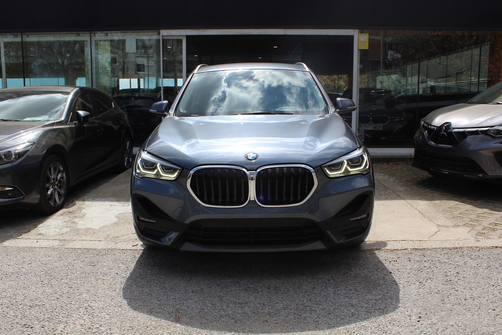 Foto 3 de BMW X1 2021 en venta en CSV Motor VALDEFUENTES