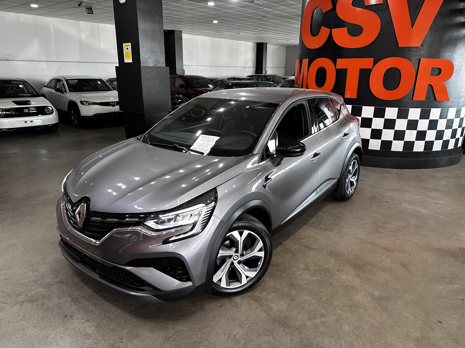 Foto 7 de Renault Captur 2022 en venta en CSV Motor MURCIA · color Gris