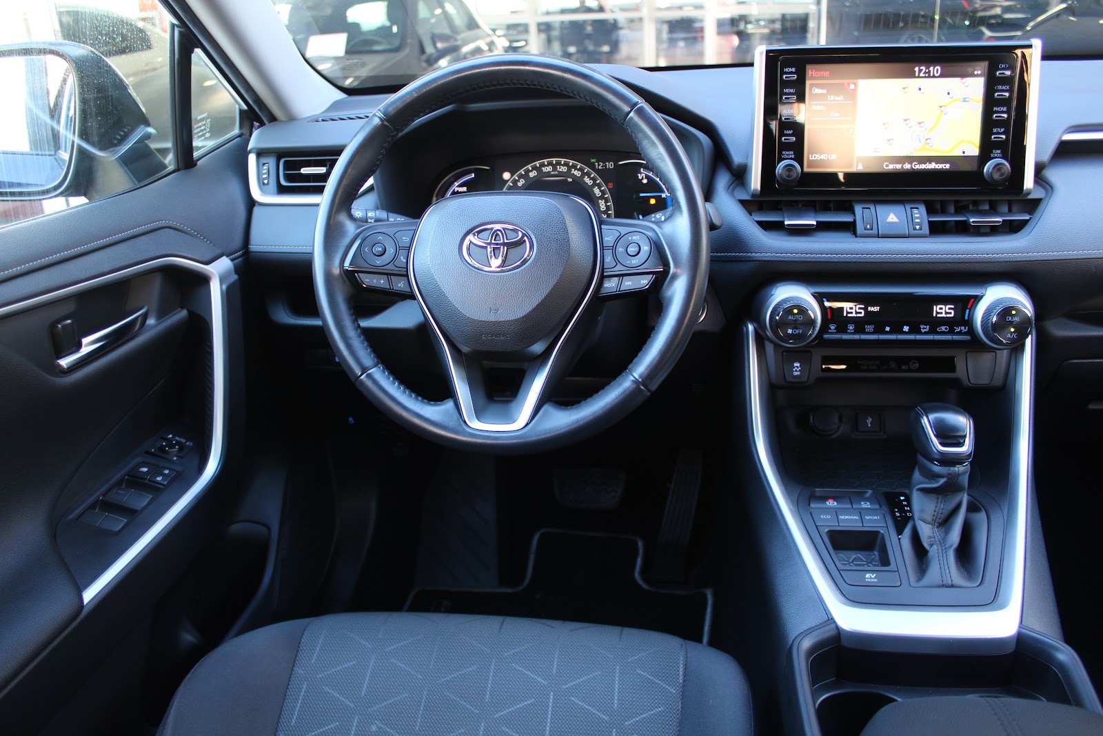 Foto 11 de TOYOTA RAV4 2021 en venta en CSV Motor VALDEFUENTES
