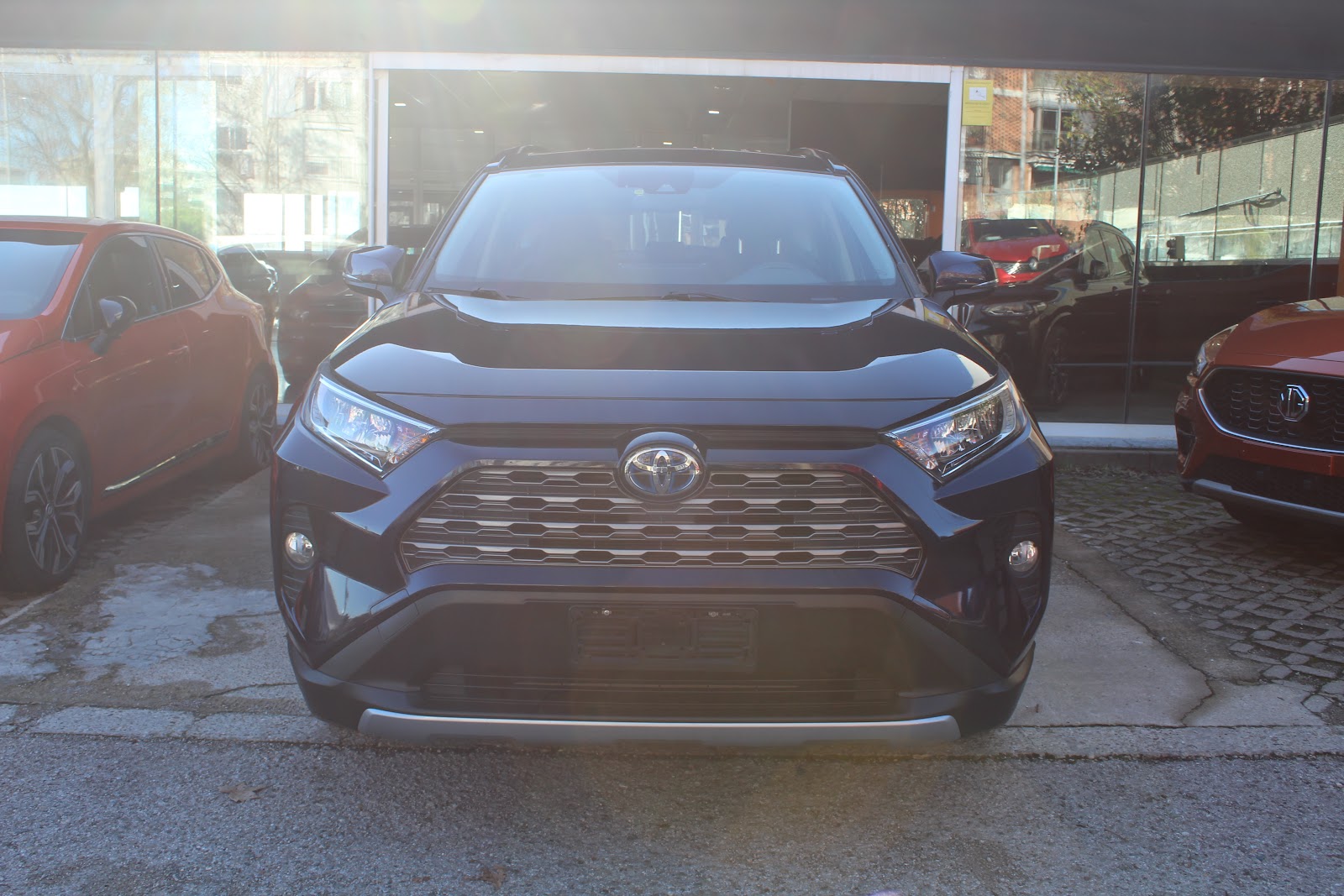 Foto 3 de TOYOTA RAV4 2021 en venta en CSV Motor VALDEFUENTES