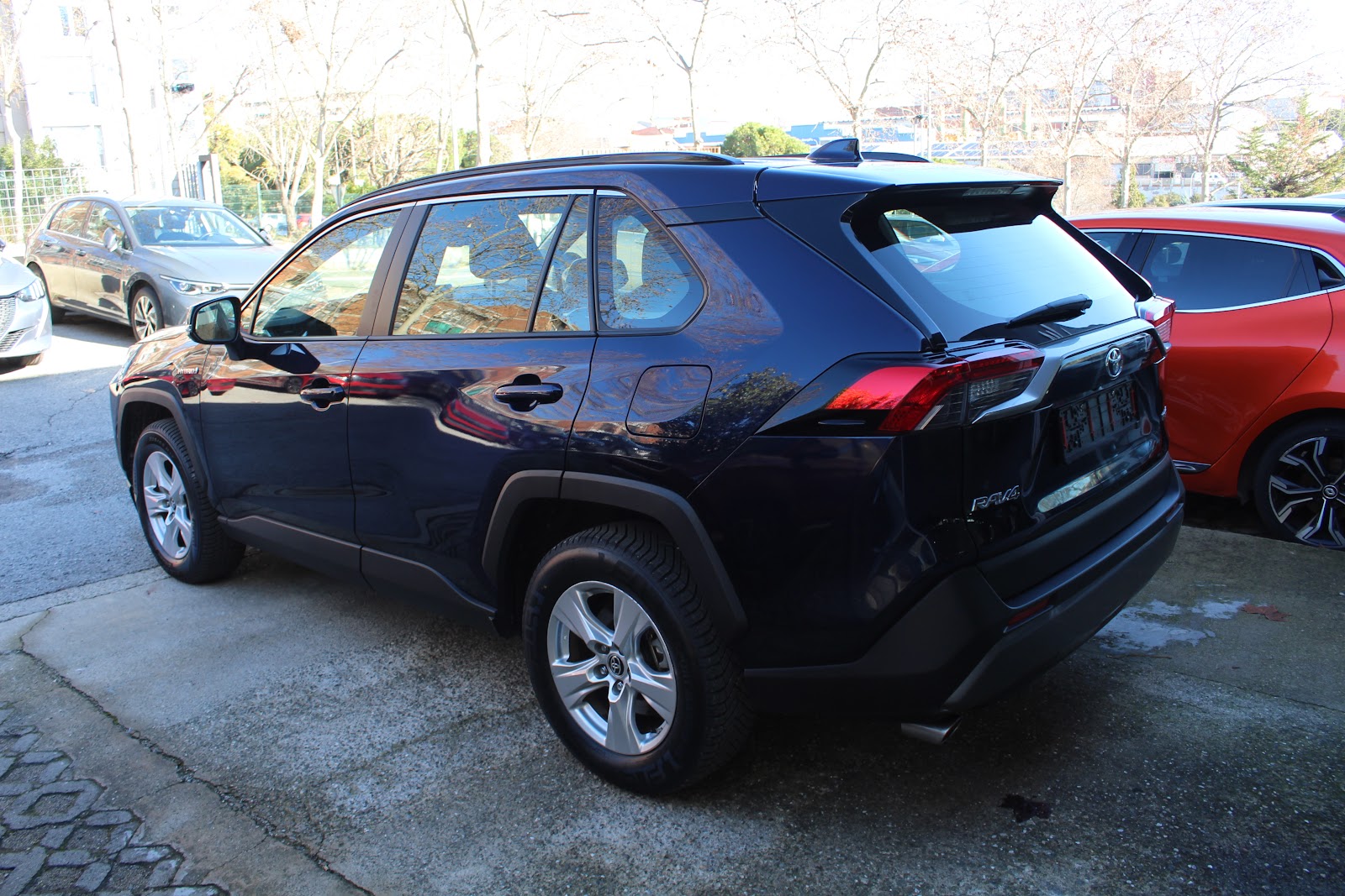 Foto 5 de TOYOTA RAV4 2021 en venta en CSV Motor VALDEFUENTES