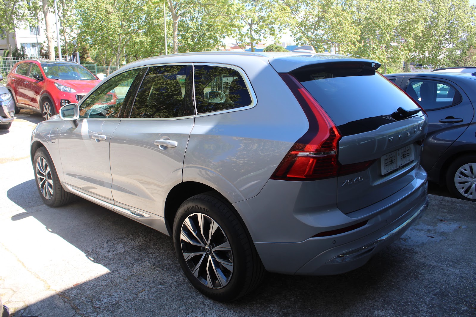 Foto 5 de VOLVO XC60 2021 en venta en CSV Motor VALDEFUENTES