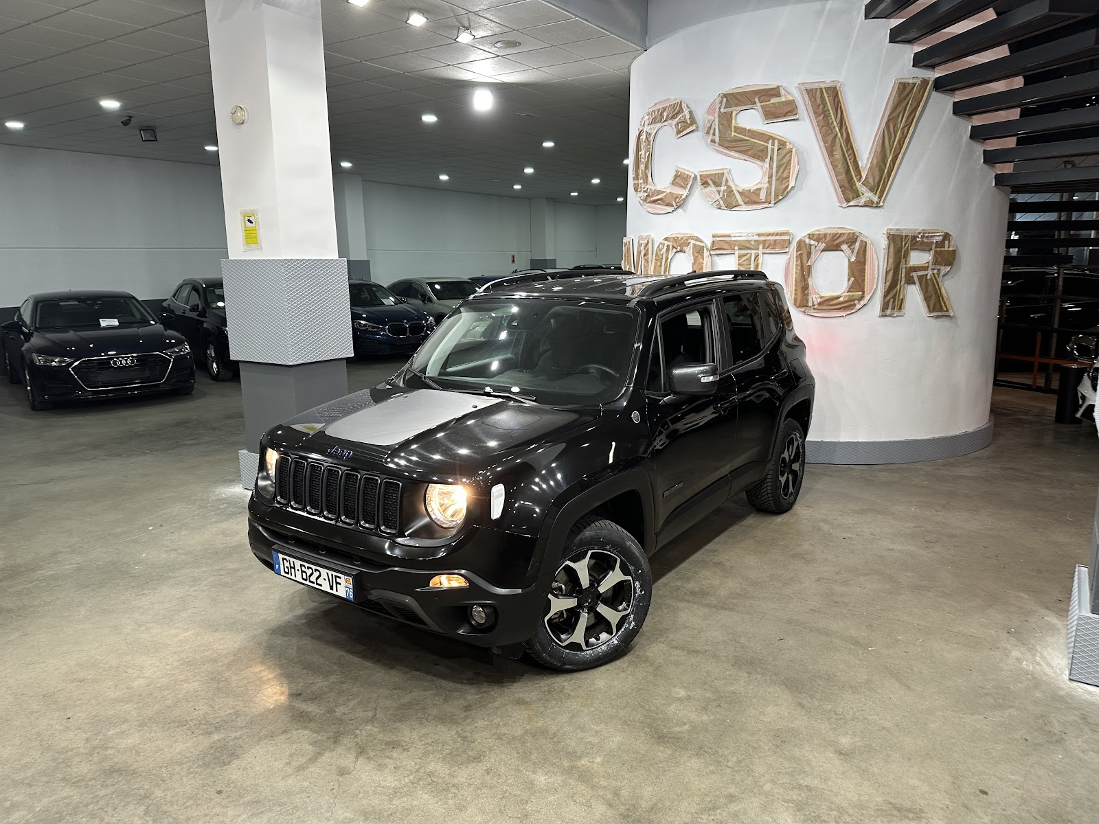 Foto 4 de Jeep Renegade 2022 en venta en CSV Motor VALENCIA · color Negro Metalizado