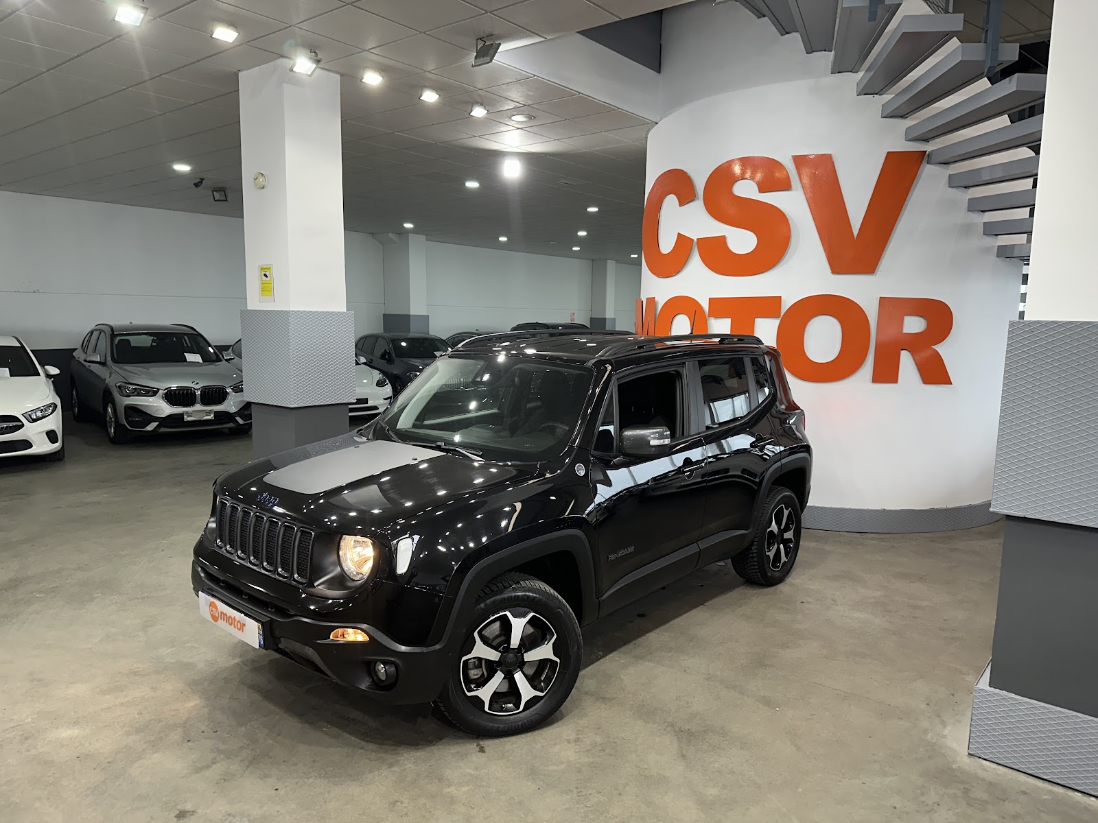 Foto 2 de Jeep Renegade 2022 en venta en CSV Motor VALDEFUENTES · color Negro Metalizado