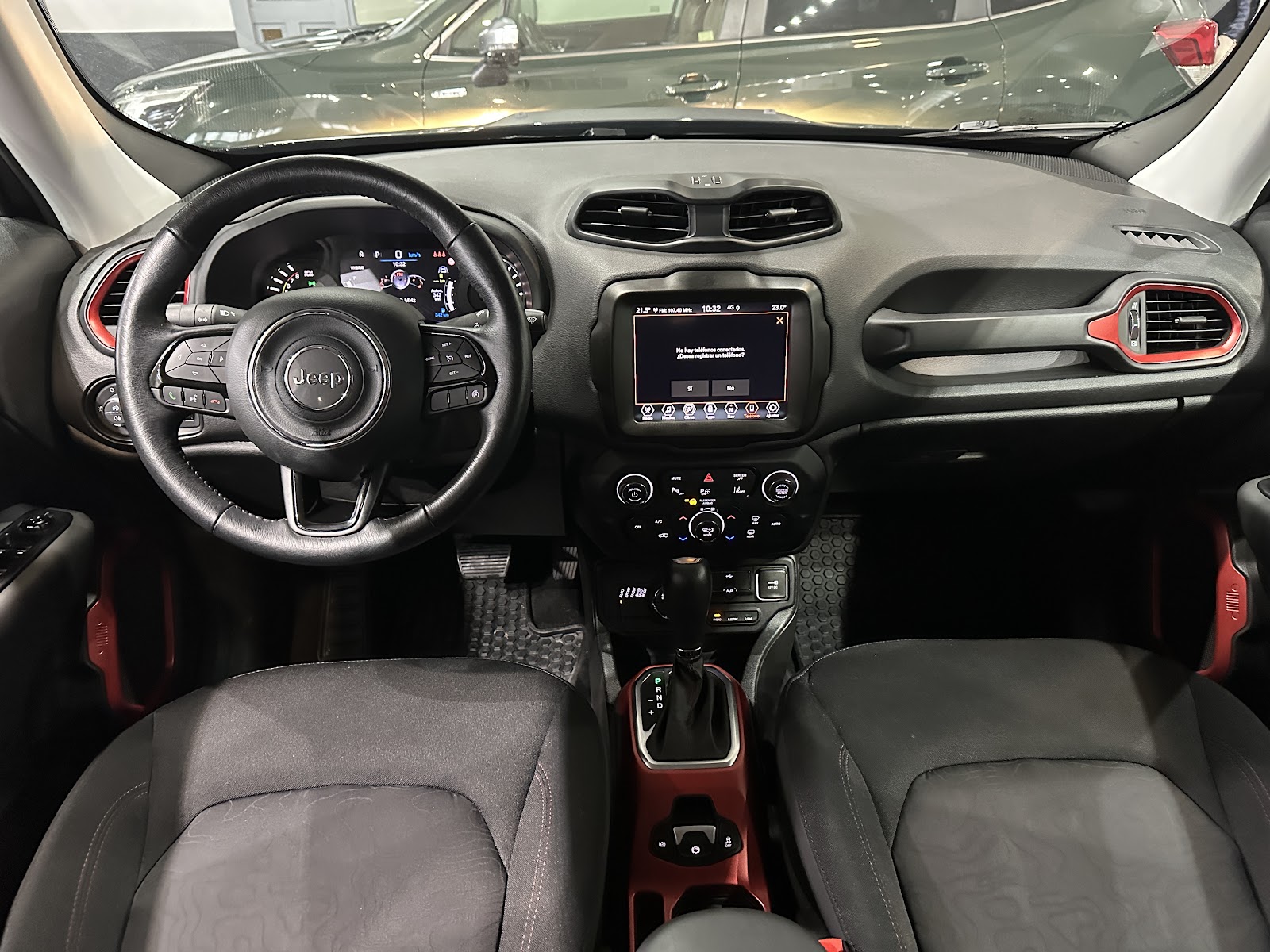 Foto 11 de JEEP RENEGADE 2022 en venta en CSV Motor VALDEFUENTES