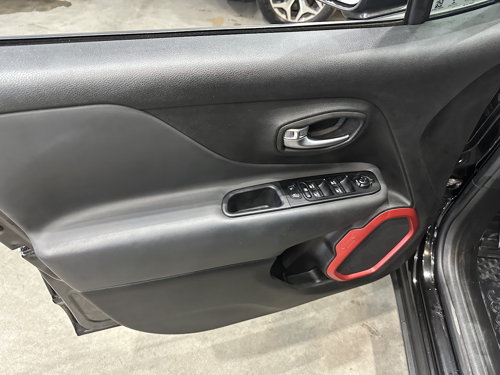 Foto 13 de JEEP RENEGADE 2022 en venta en CSV Motor VALDEFUENTES
