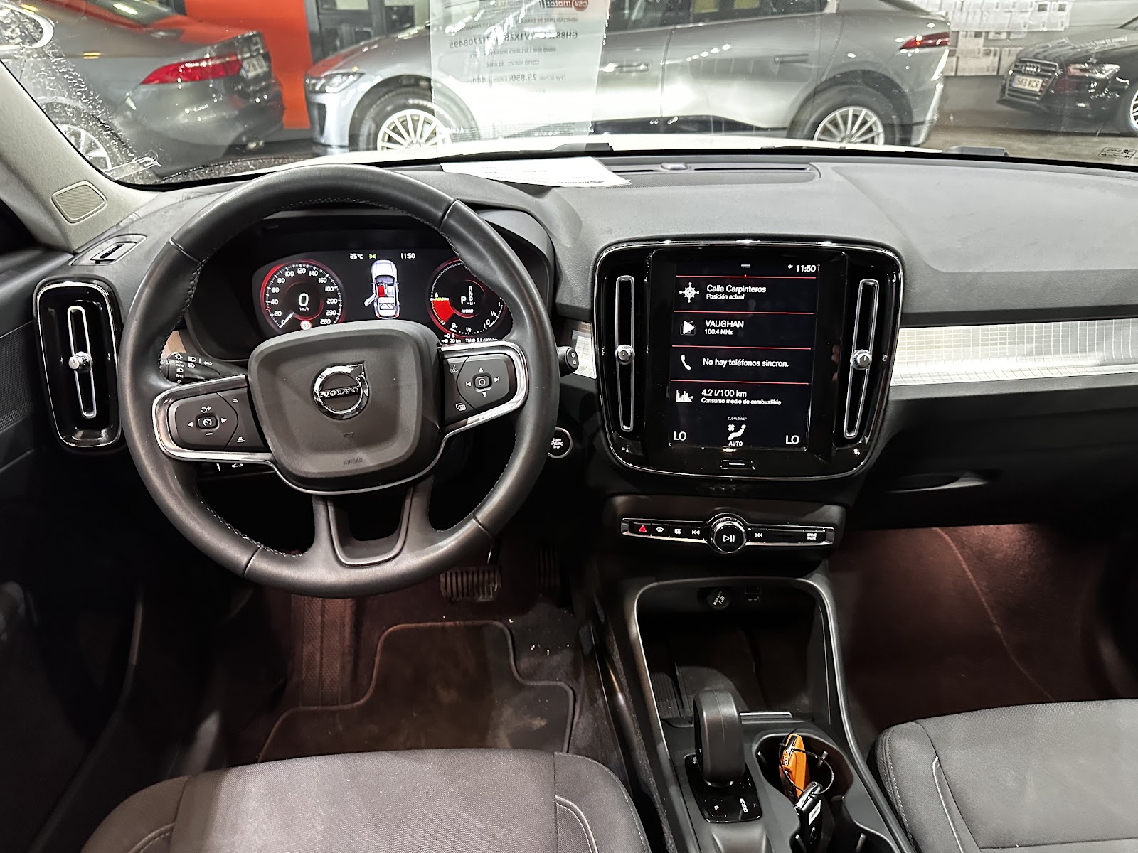 Foto 12 de VOLVO XC40 2021 en venta en CSV Motor VALDEFUENTES
