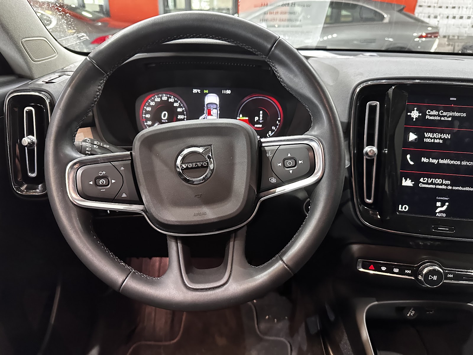 Foto 13 de VOLVO XC40 2021 en venta en CSV Motor VALDEFUENTES