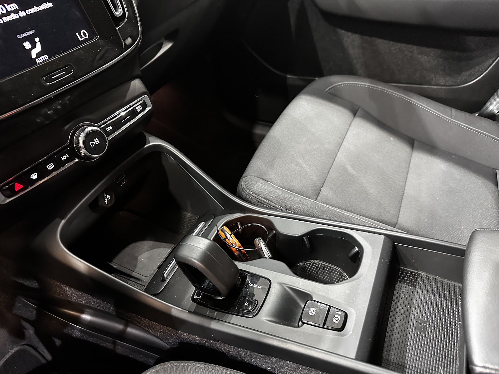 Foto 15 de VOLVO XC40 2021 en venta en CSV Motor VALDEFUENTES