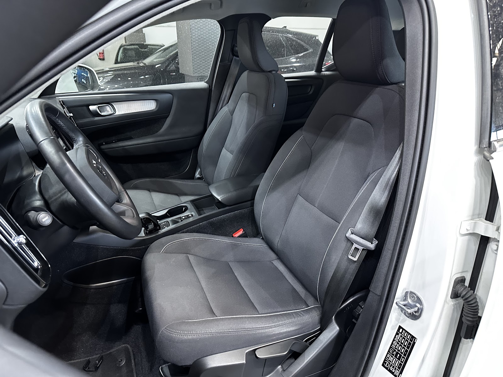 Foto 10 de VOLVO XC40 2021 en venta en CSV Motor VALDEFUENTES