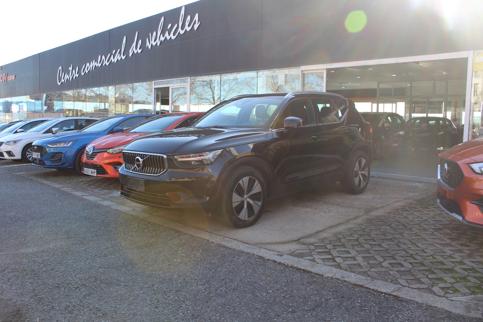 Foto 14 de Volvo Xc40 2022 en venta en CSV Motor VALDEFUENTES · color Negro