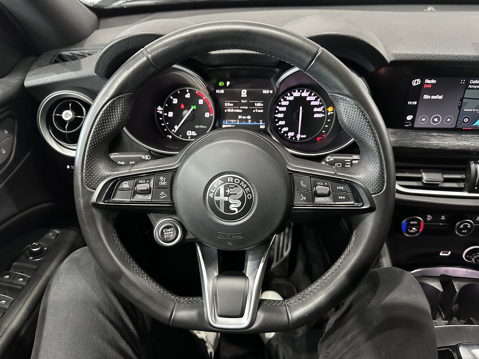 Foto 14 de ALFA ROMEO STELVIO 2022 en venta en CSV Motor VALDEFUENTES