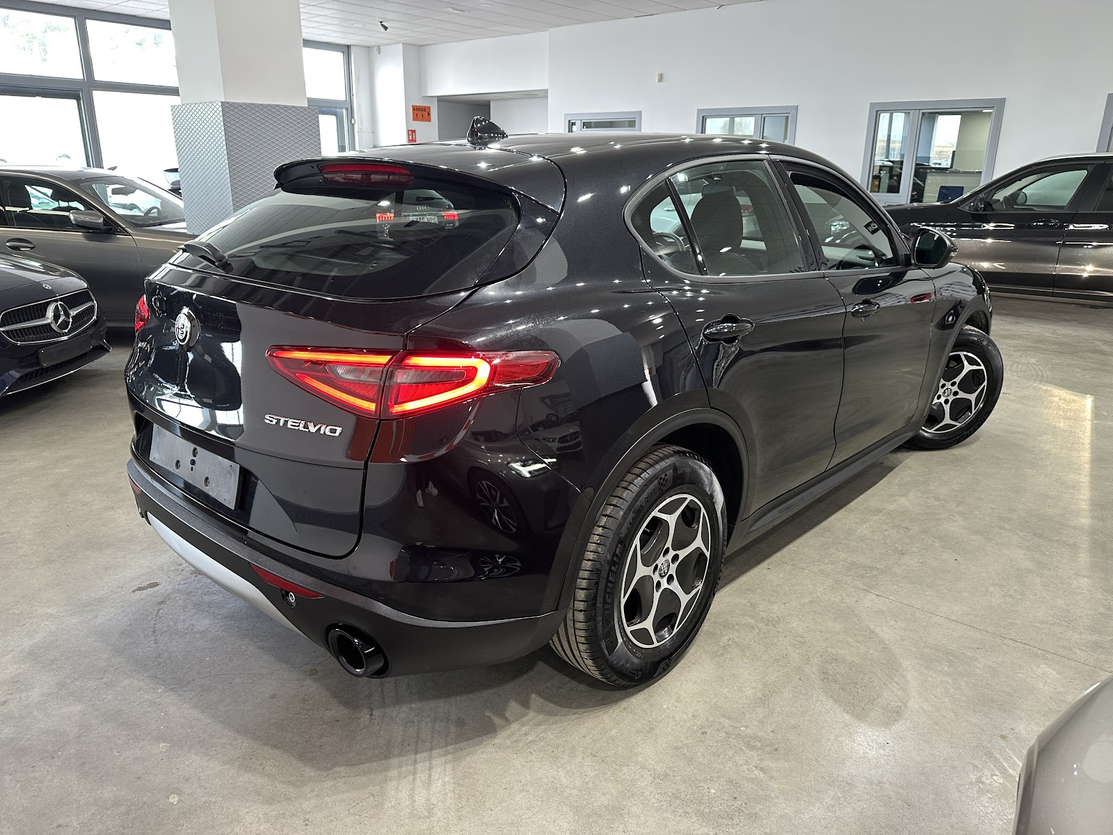 Foto 5 de ALFA ROMEO STELVIO 2022 en venta en CSV Motor VALDEFUENTES