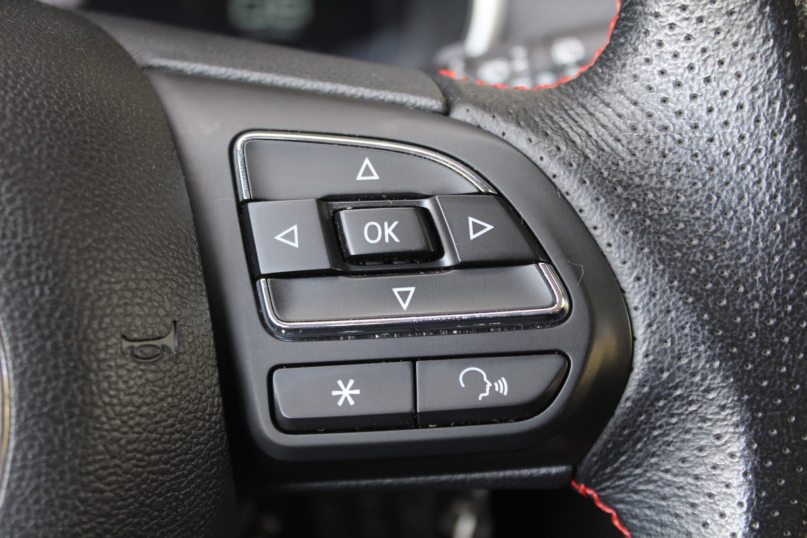 Foto 13 de MG ZS 2022 en venta en CSV Motor VALDEFUENTES