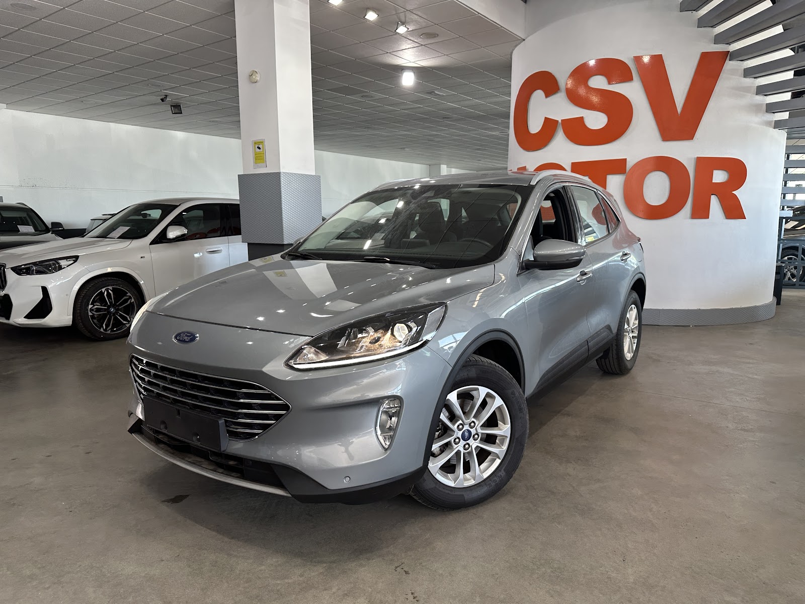 Foto 2 de FORD KUGA 2022 en venta en CSV Motor BILBAO
