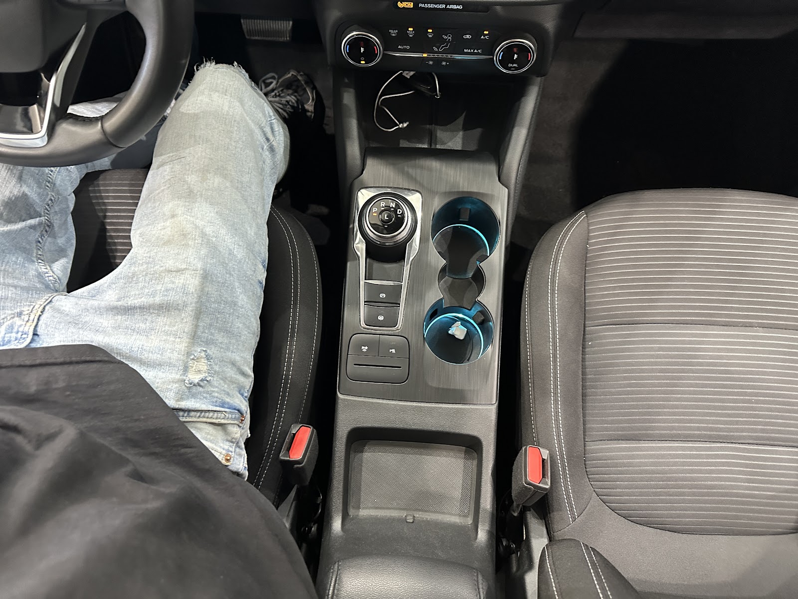 Foto 19 de FORD KUGA 2022 en venta en CSV Motor BILBAO