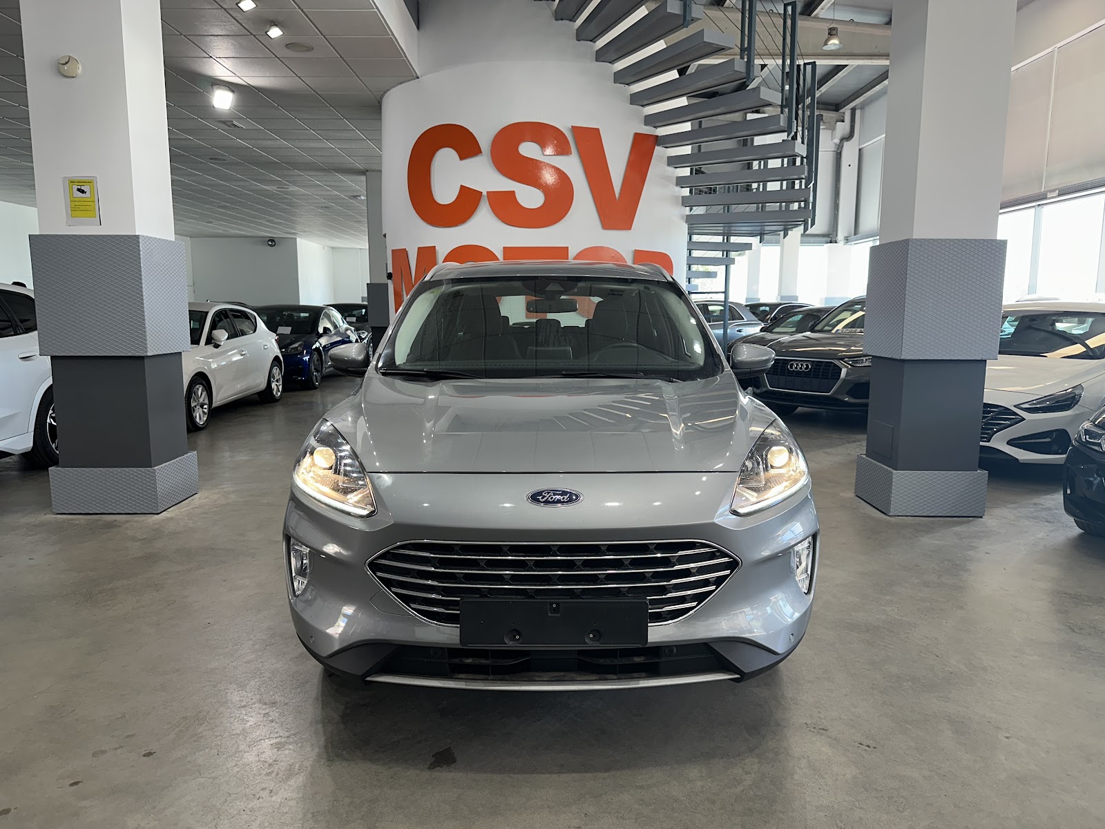 Foto 3 de FORD KUGA 2022 en venta en CSV Motor BILBAO