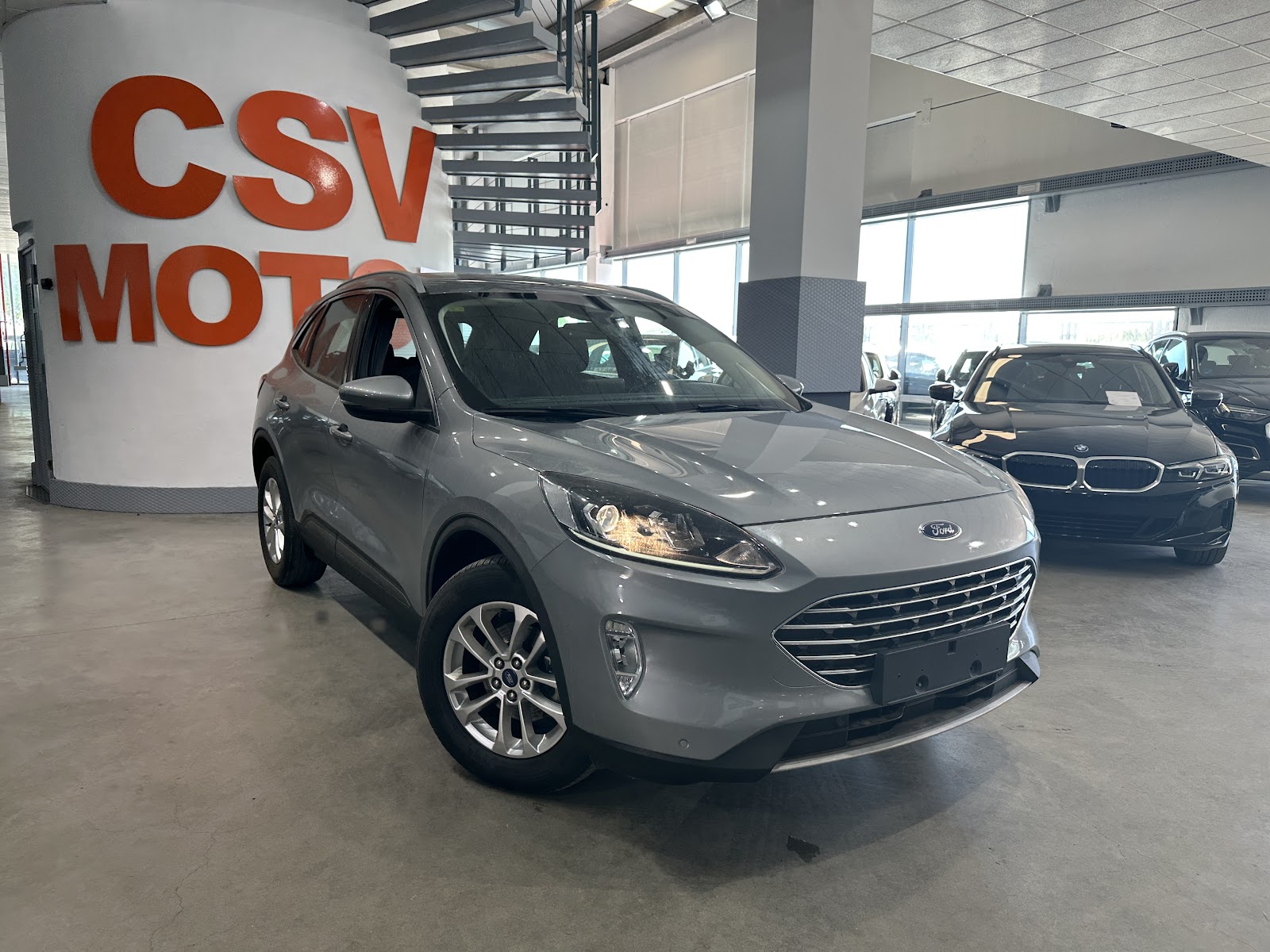 Foto 4 de FORD KUGA 2022 en venta en CSV Motor BILBAO