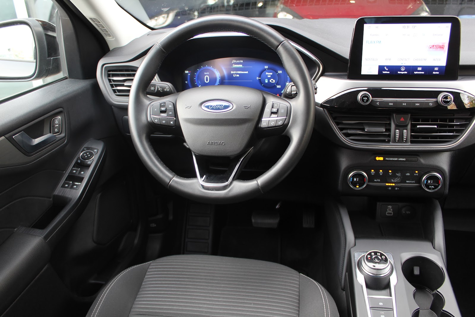 Foto 11 de FORD KUGA 2022 en venta en CSV Motor VALDEFUENTES
