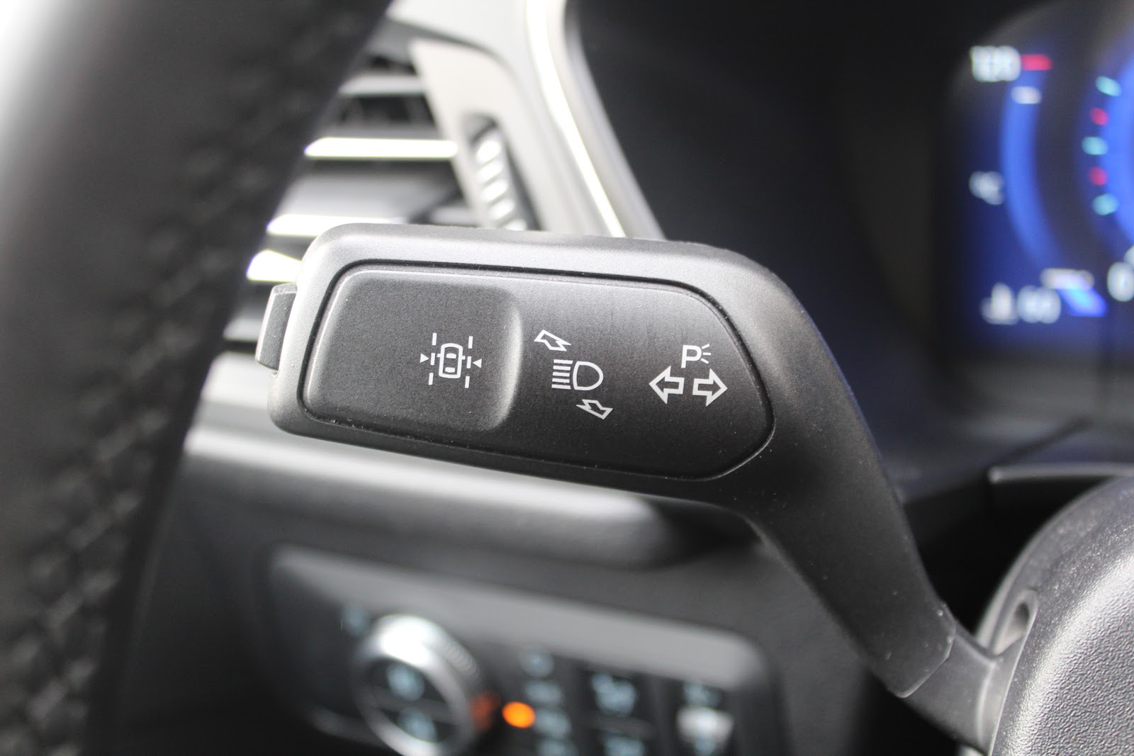Foto 14 de FORD KUGA 2022 en venta en CSV Motor VALDEFUENTES