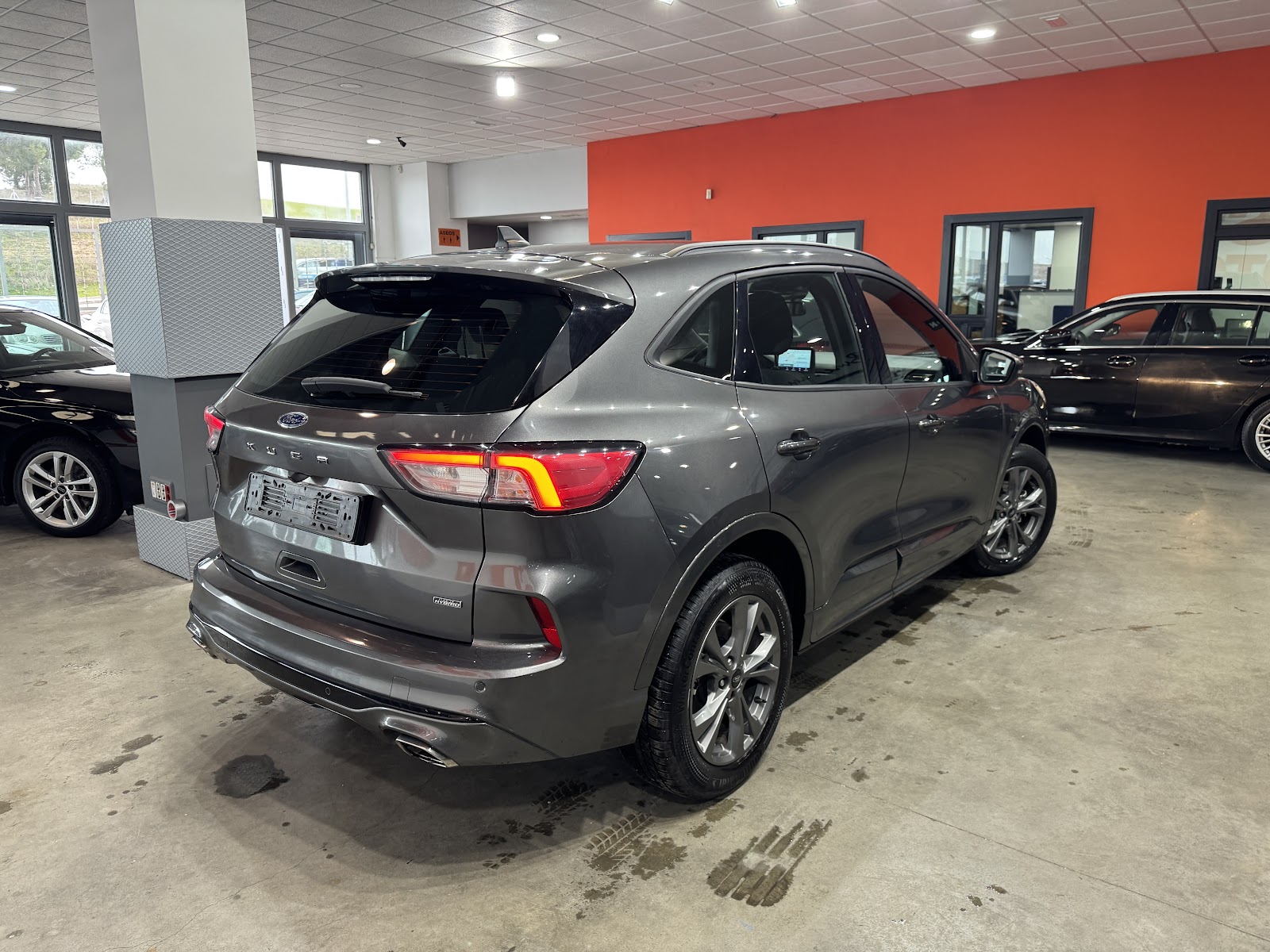 Foto 6 de FORD KUGA 2023 en venta en CSV Motor VALDEFUENTES
