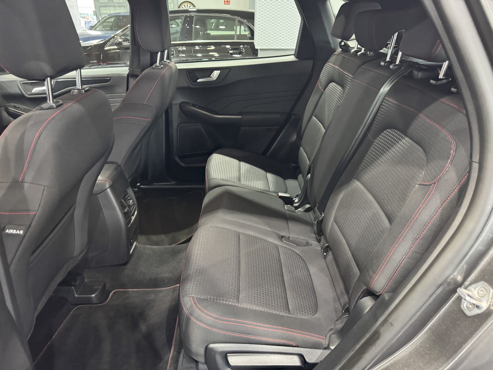 Foto 10 de FORD KUGA 2023 en venta en CSV Motor VALDEFUENTES