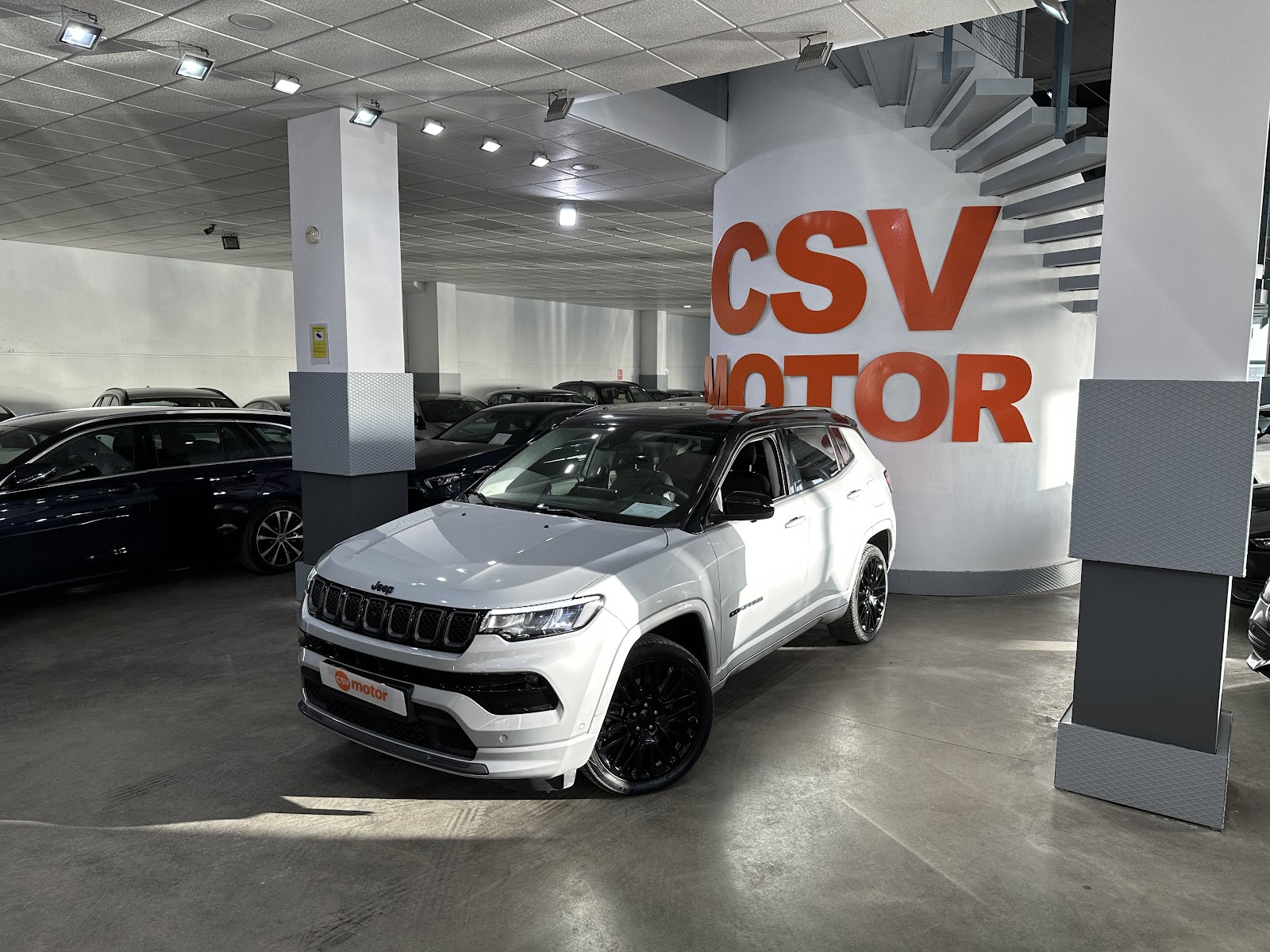 Foto 22 de Jeep Compass 2022 en venta en CSV Motor VALDEFUENTES · color Plata Metalizado