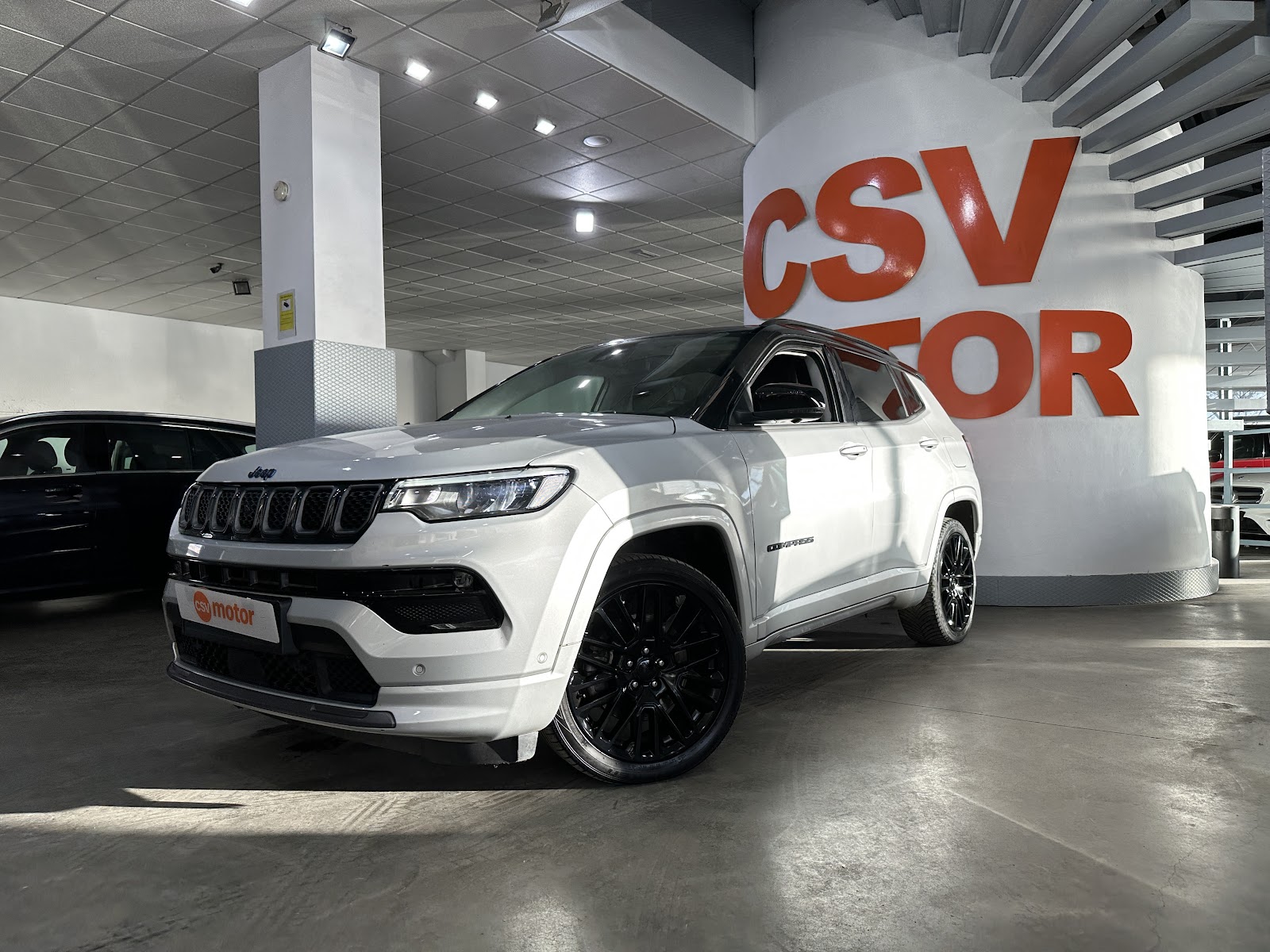 Foto 2 de JEEP COMPASS 2022 en venta en CSV Motor VALDEFUENTES