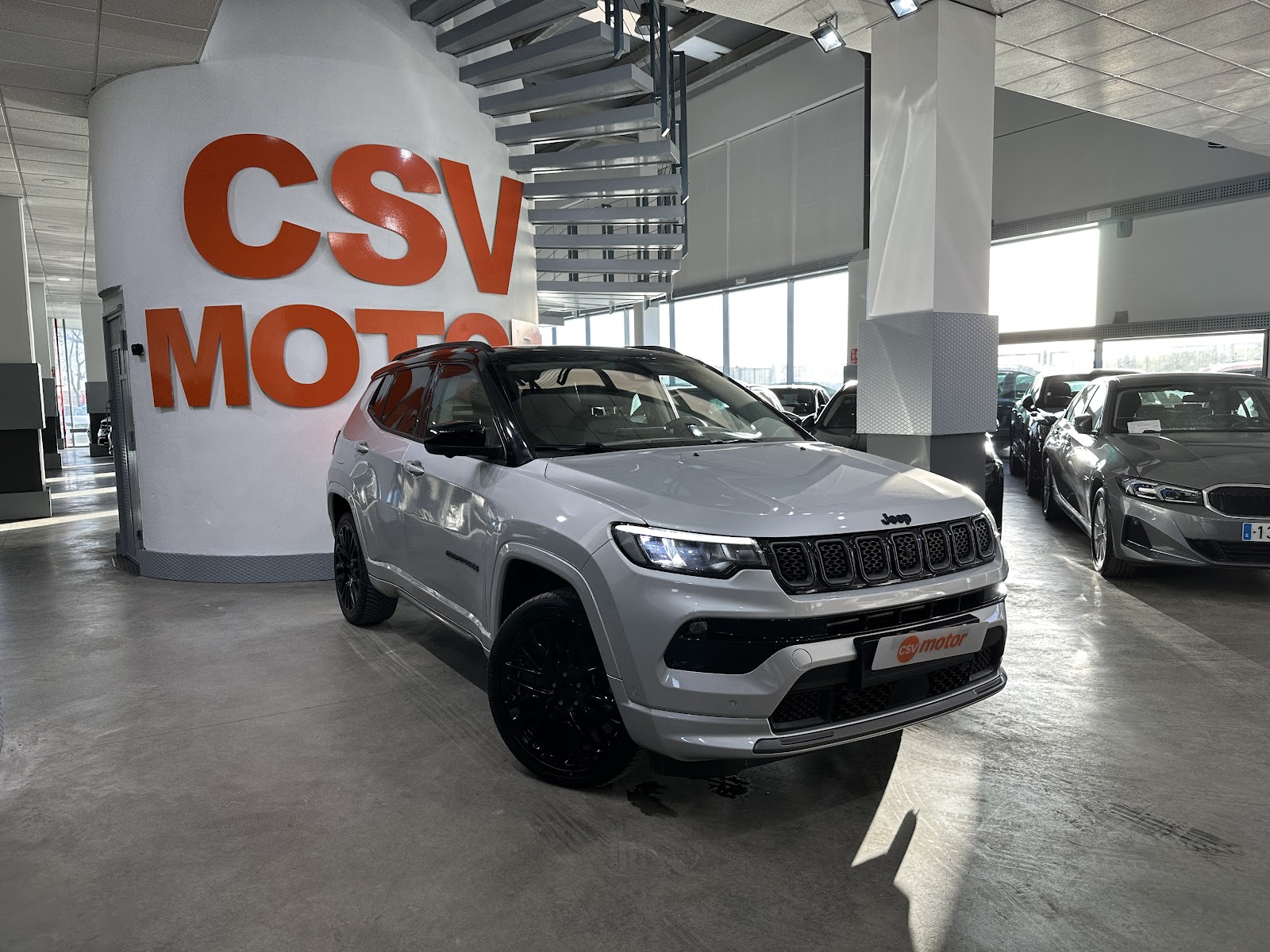 Foto 4 de JEEP COMPASS 2022 en venta en CSV Motor VALDEFUENTES