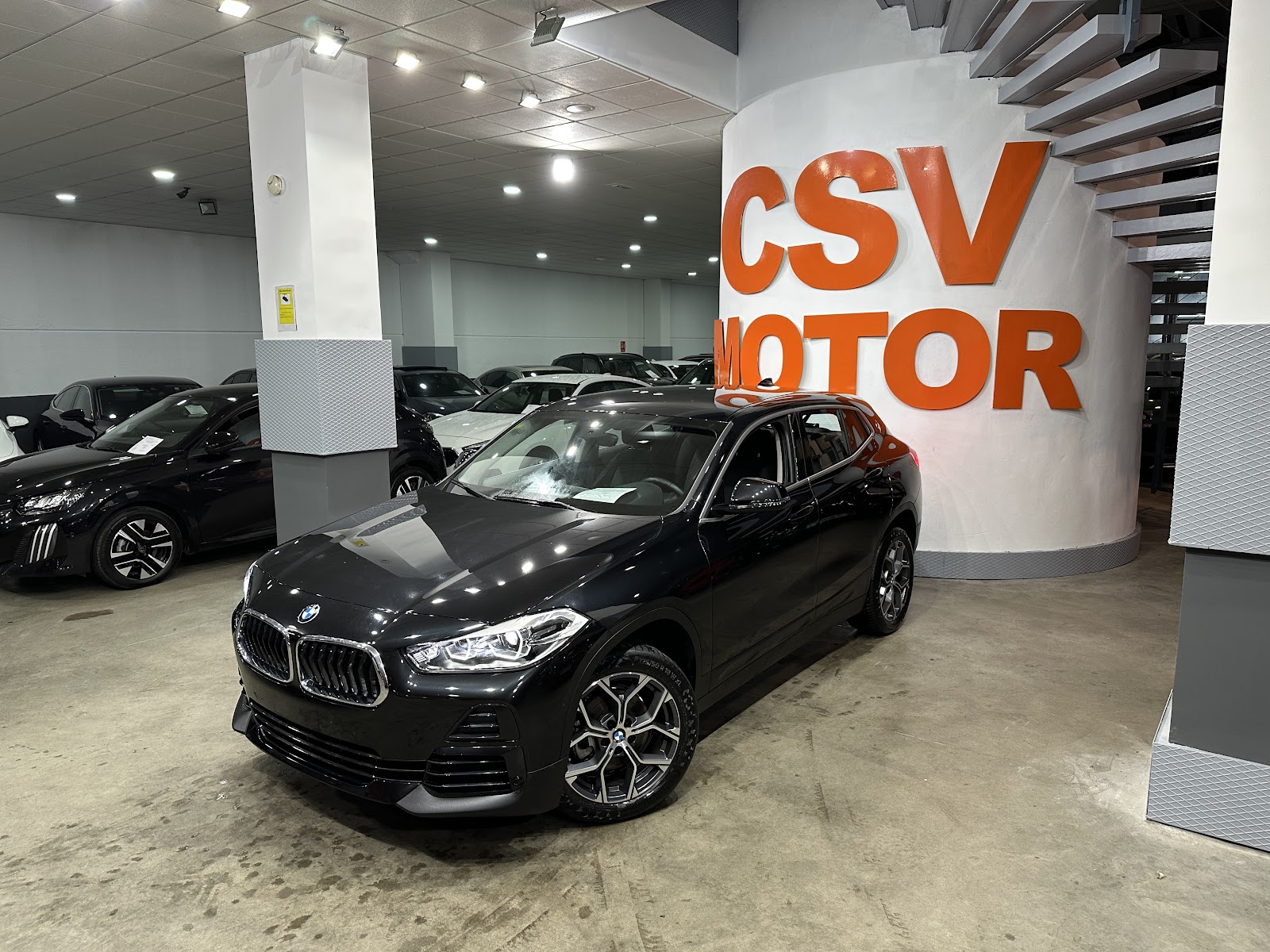 Foto 4 de BMW X2 2023 en venta en CSV Motor VALDEFUENTES · color Negro