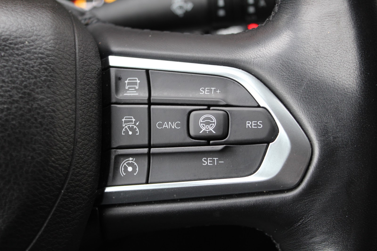 Foto 13 de JEEP COMPASS 2022 en venta en CSV Motor VALDEFUENTES