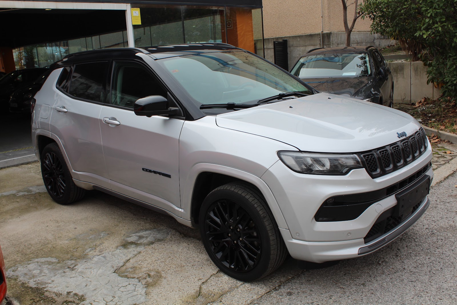Foto 4 de JEEP COMPASS 2022 en venta en CSV Motor VALDEFUENTES