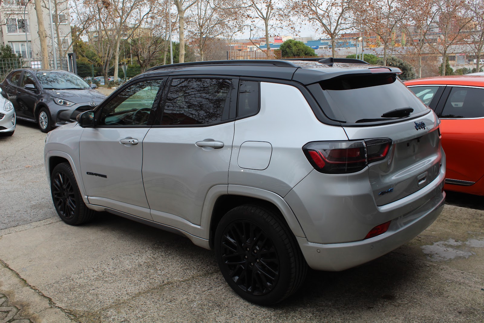 Foto 5 de JEEP COMPASS 2022 en venta en CSV Motor VALDEFUENTES