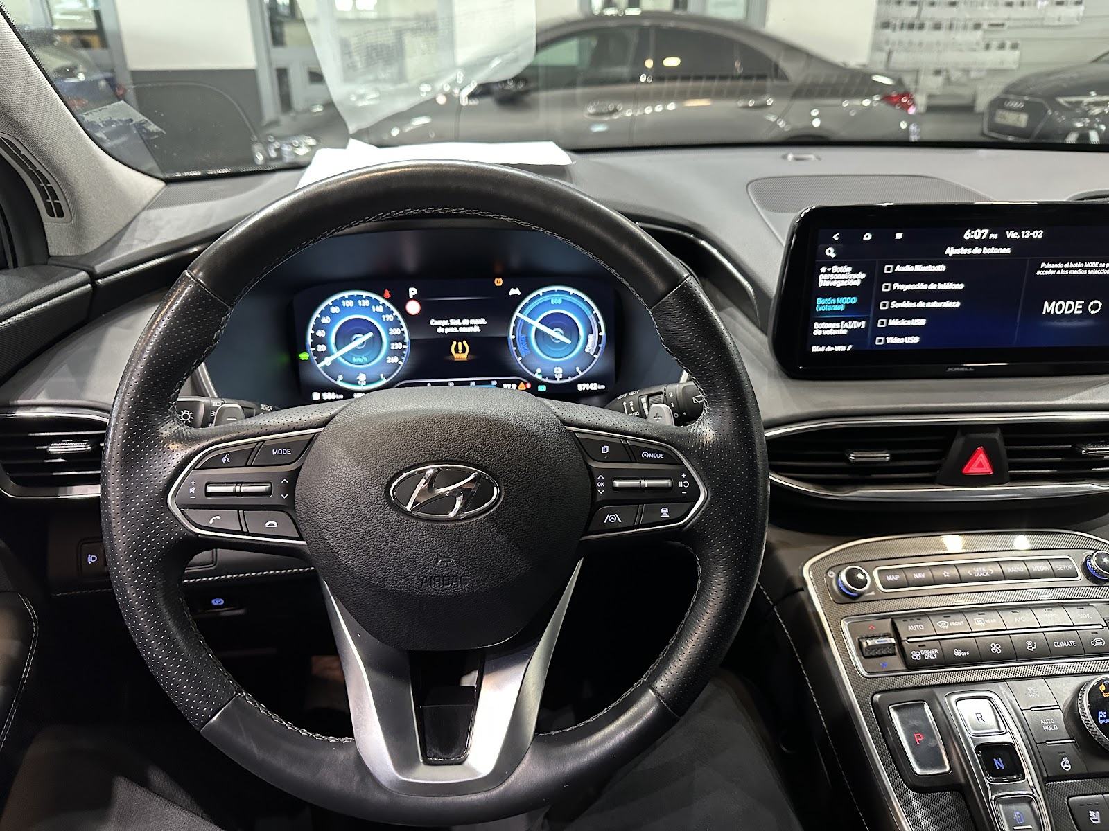 Foto 12 de HYUNDAI SANTA FE 2023 en venta en CSV Motor VALDEFUENTES