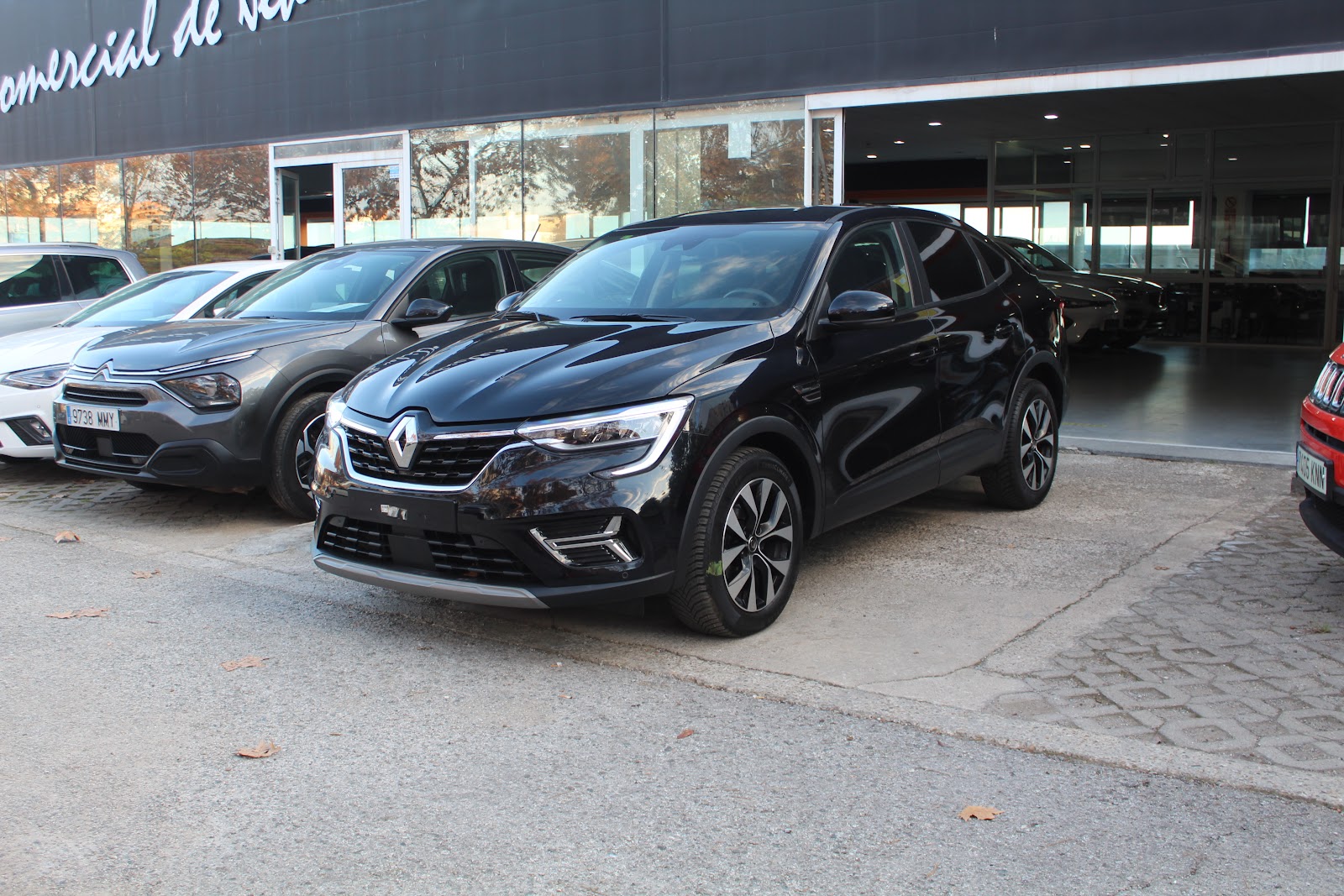 Foto 6 de Renault Arkana 2024 en venta en CSV Motor BARCELONA · color Negro