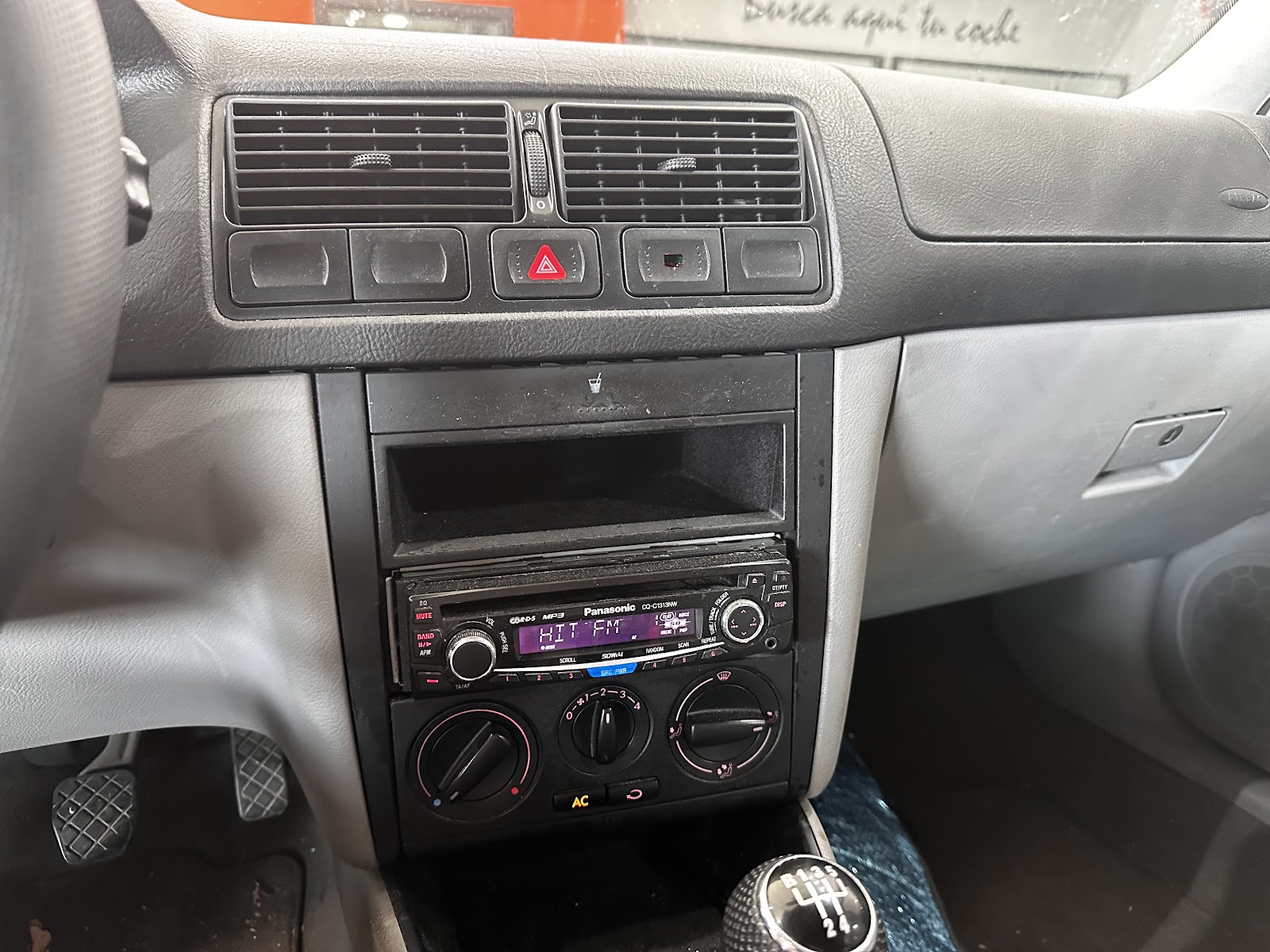 Foto 15 de VOLKSWAGEN GOLF 2000 en venta en CSV Motor VALDEFUENTES
