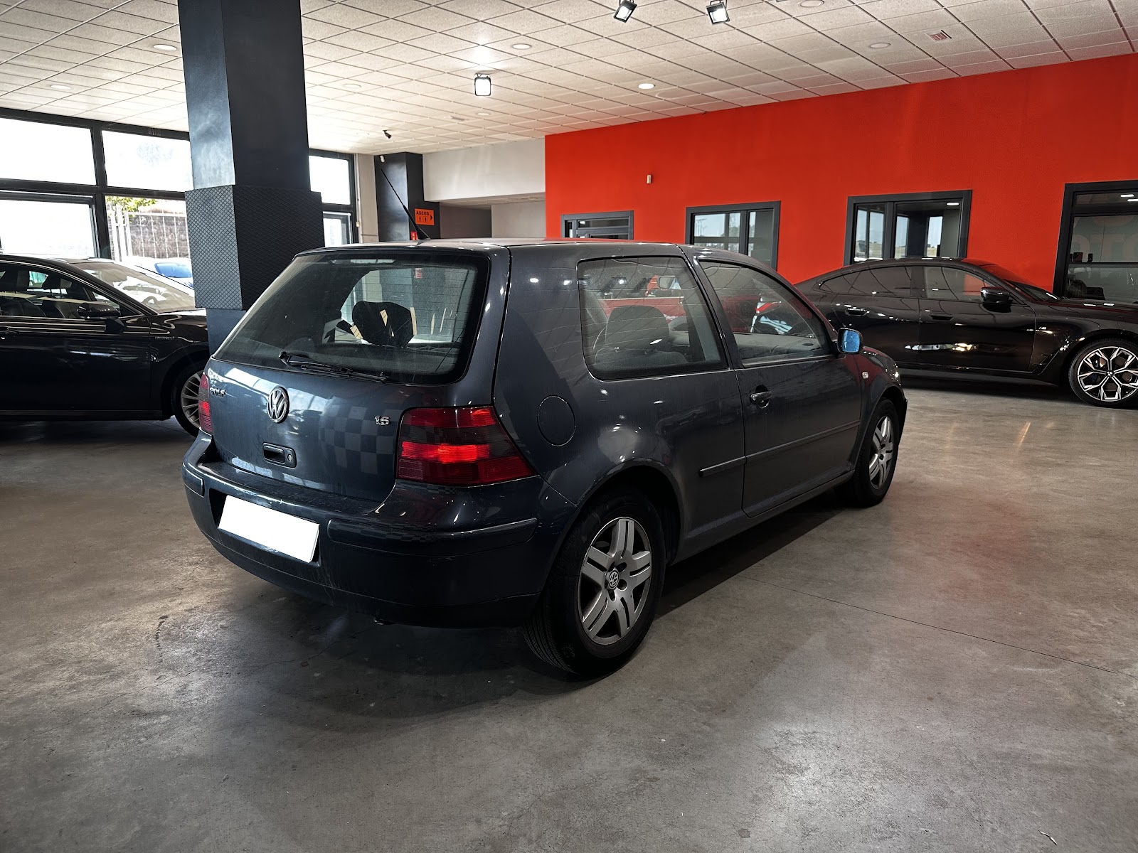 Foto 6 de VOLKSWAGEN GOLF 2000 en venta en CSV Motor VALDEFUENTES