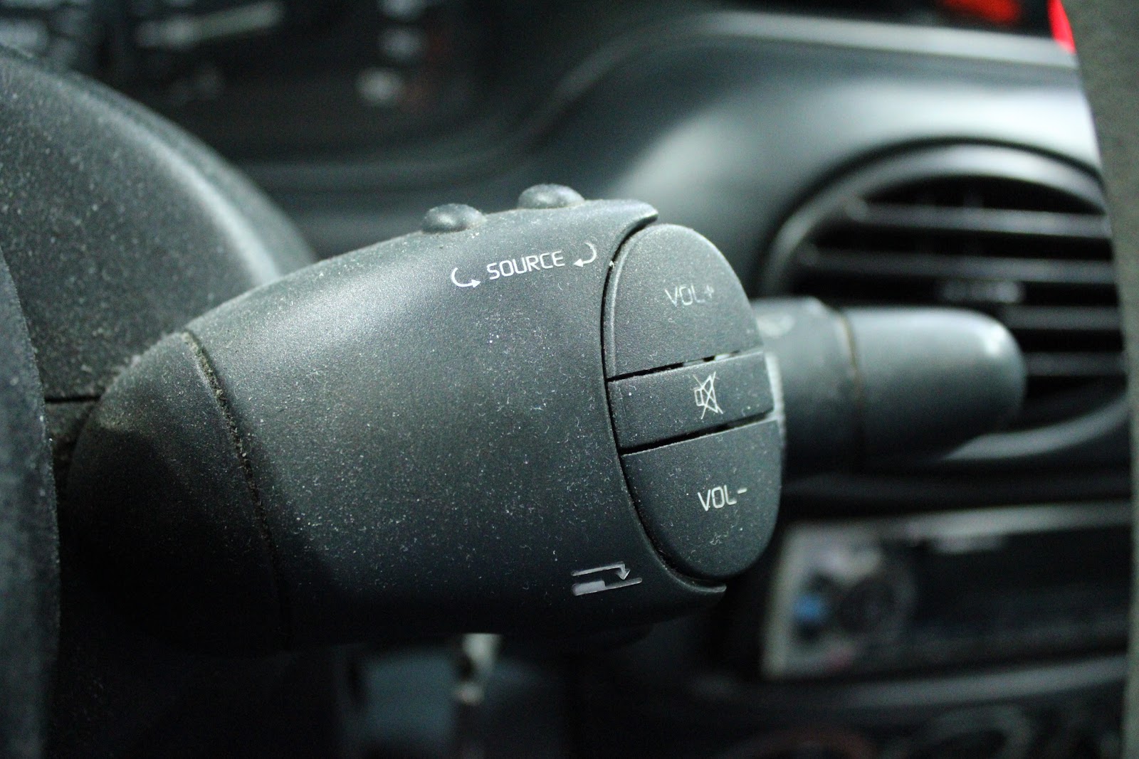 Foto 11 de RENAULT MEGANE 1997 en venta en CSV Motor VALDEFUENTES