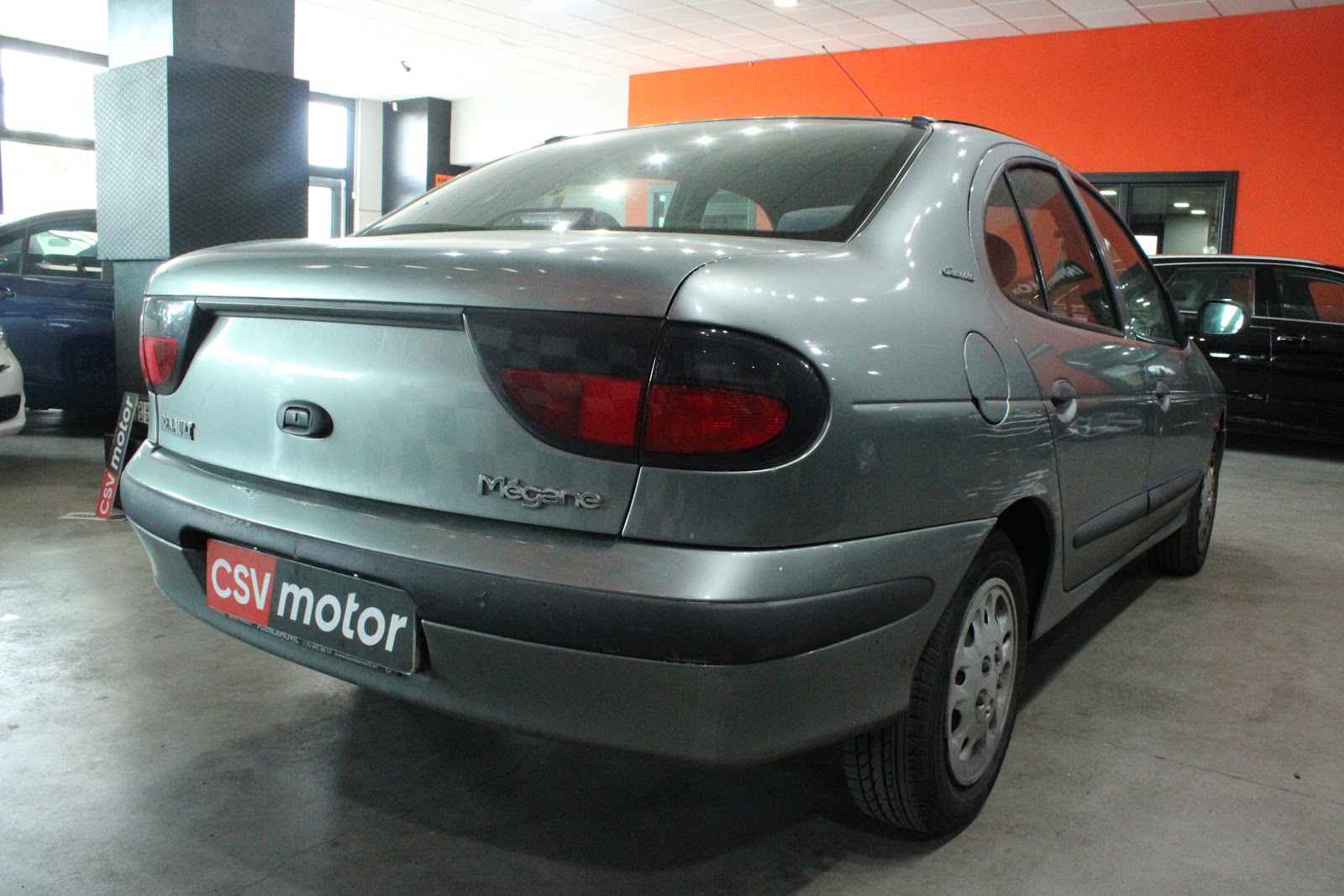 Foto 5 de RENAULT MEGANE 1997 en venta en CSV Motor VALDEFUENTES