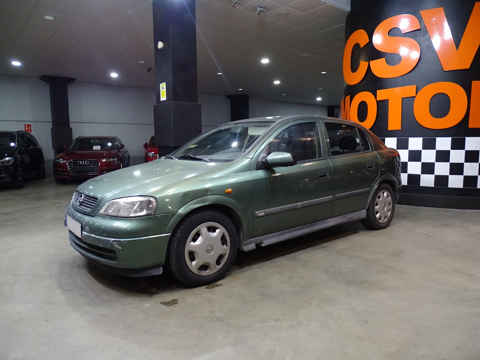 Foto 4 de Opel Astra 1988 en venta en CSV Motor VALDEFUENTES