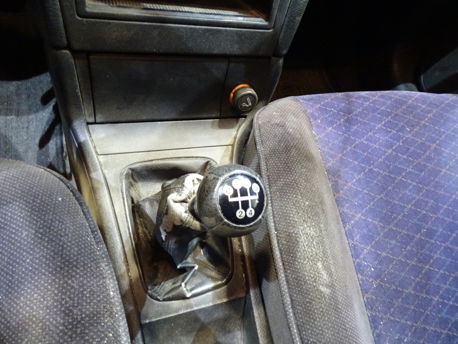 Foto 11 de OPEL ASTRA 1988 en venta en CSV Motor VALDEFUENTES