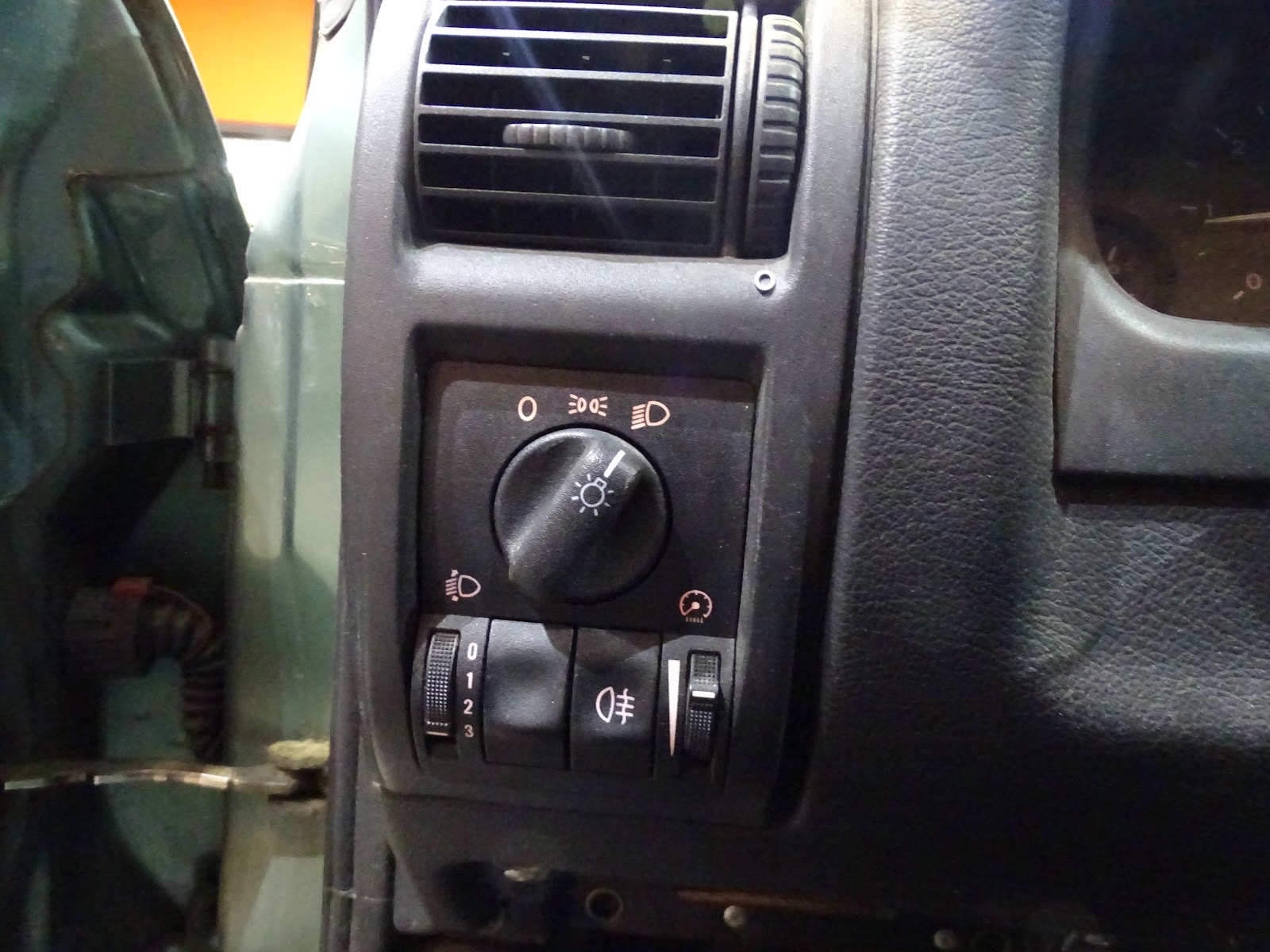 Foto 13 de OPEL ASTRA 1988 en venta en CSV Motor VALDEFUENTES