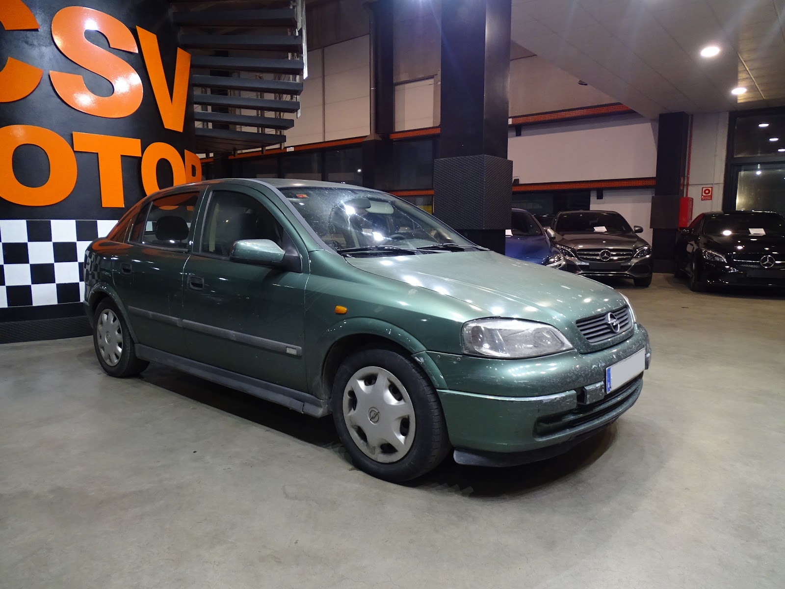 Foto 4 de OPEL ASTRA 1988 en venta en CSV Motor VALDEFUENTES
