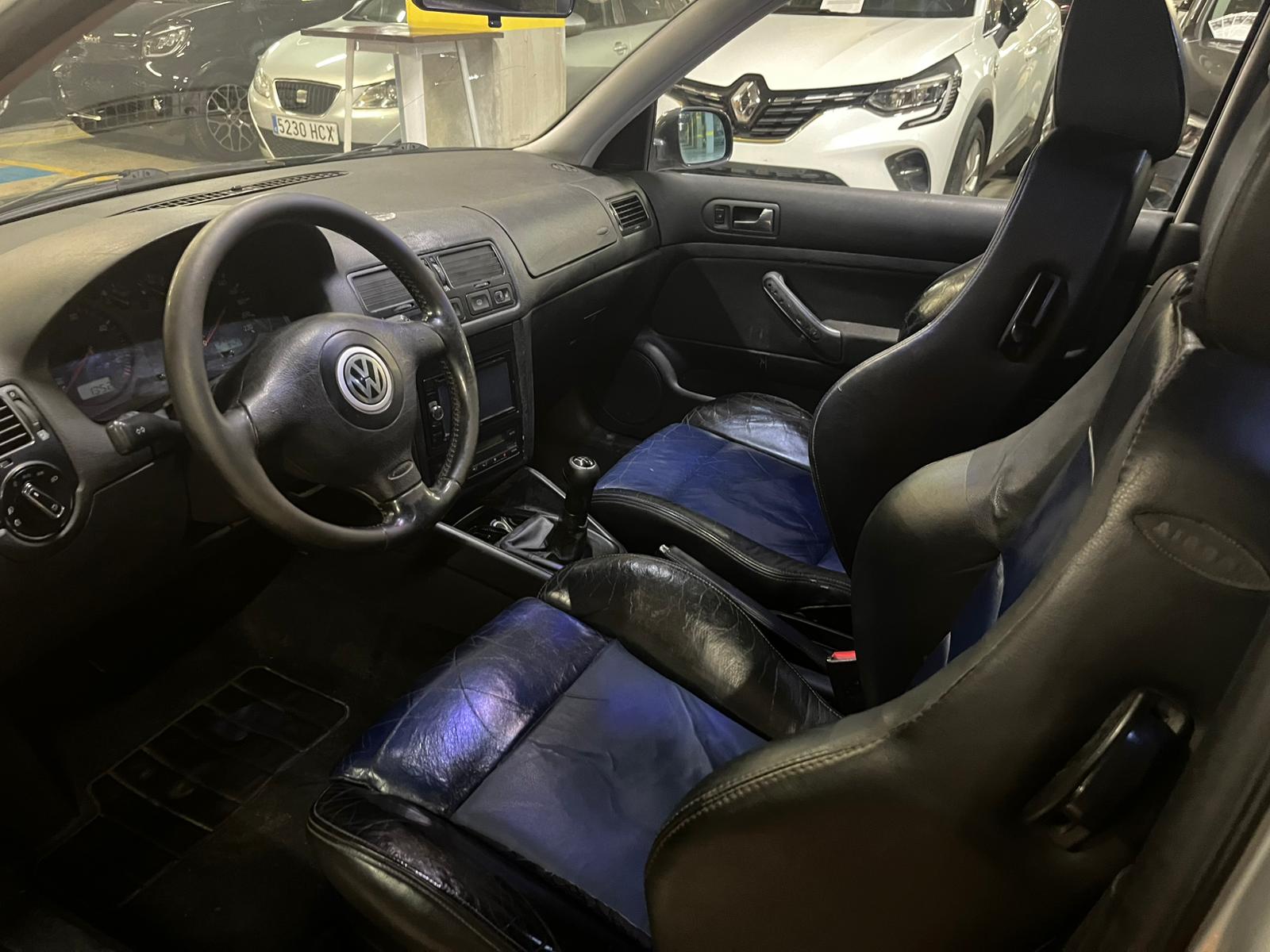 Foto 8 de VOLKSWAGEN GOLF 1999 en venta en CSV Motor VALDEFUENTES