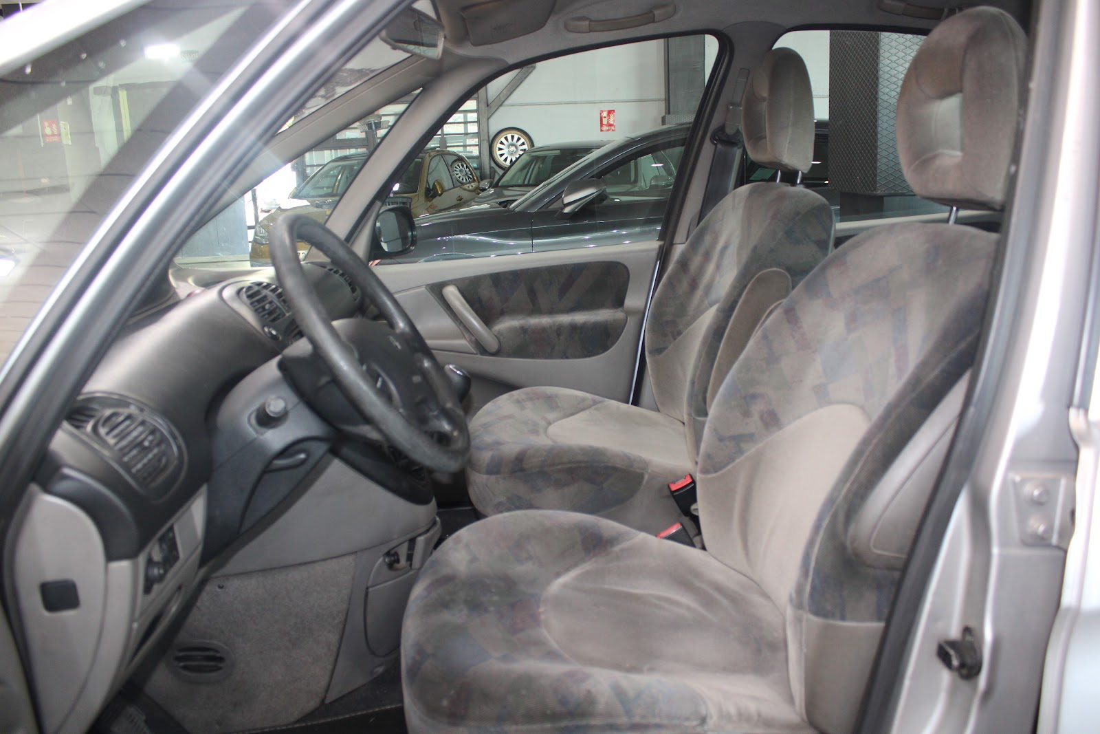 Foto 6 de CITROËN XSARA 2000 en venta en CSV Motor
